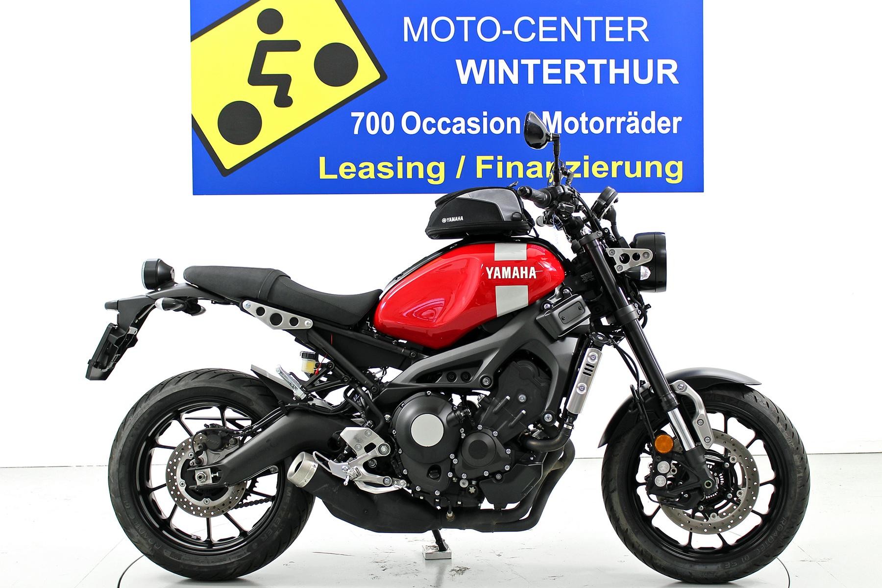 YAMAHA XSR 900 ABS-image-0