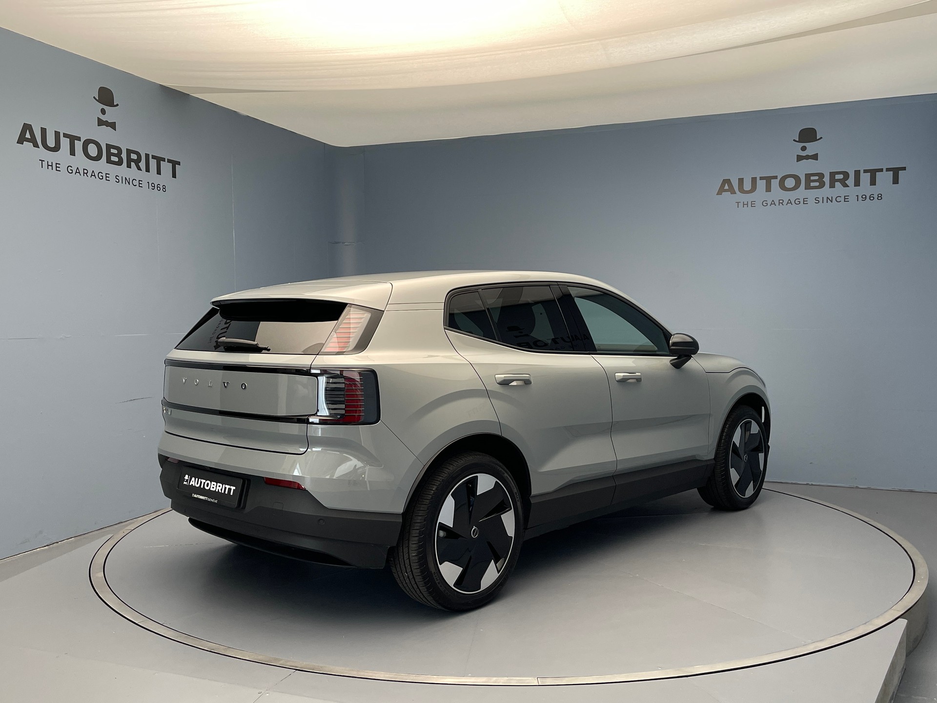 VOLVO EX30 E60 Core Core-image-4
