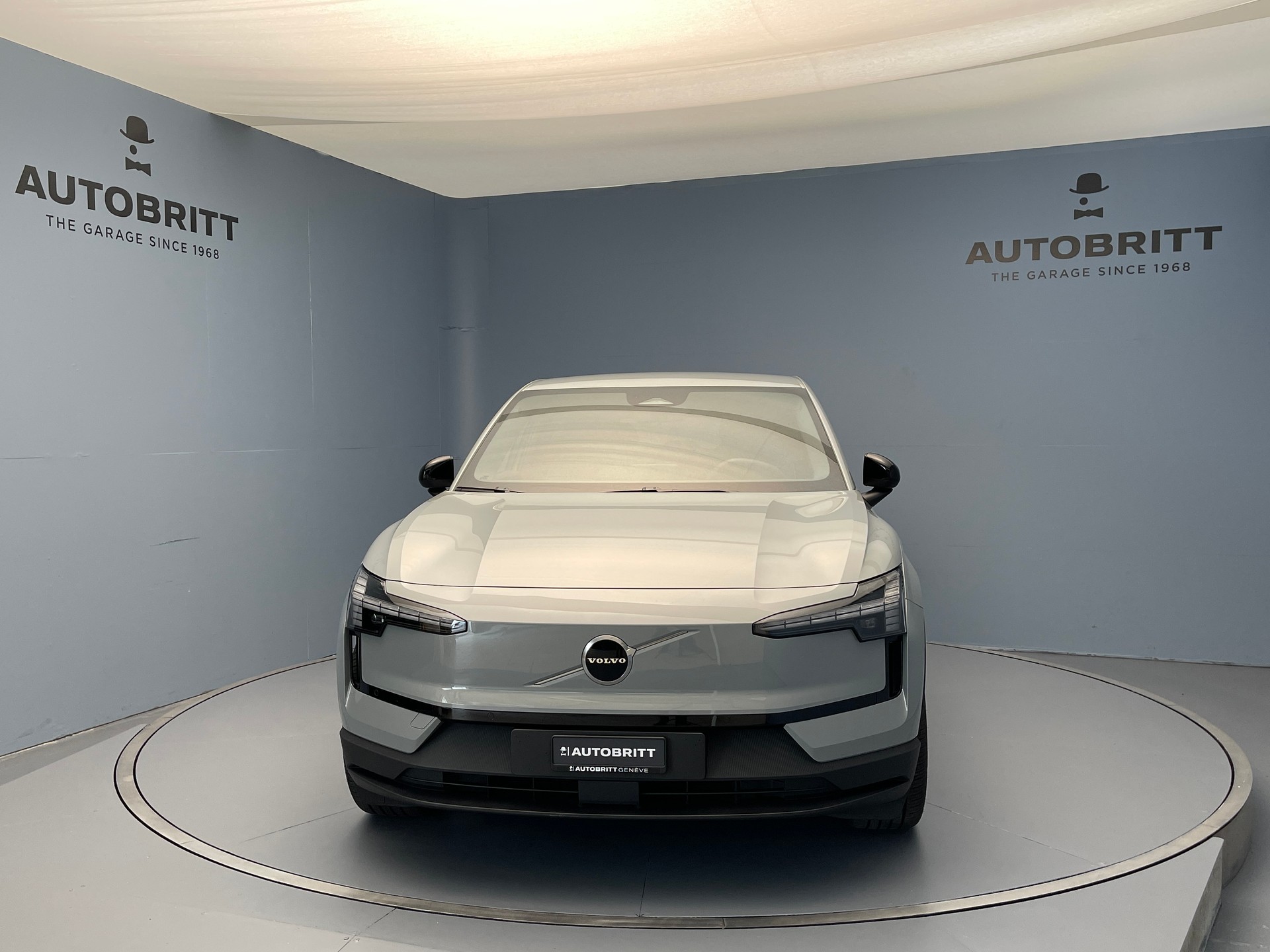 VOLVO EX30 E60 Core Core-image-5