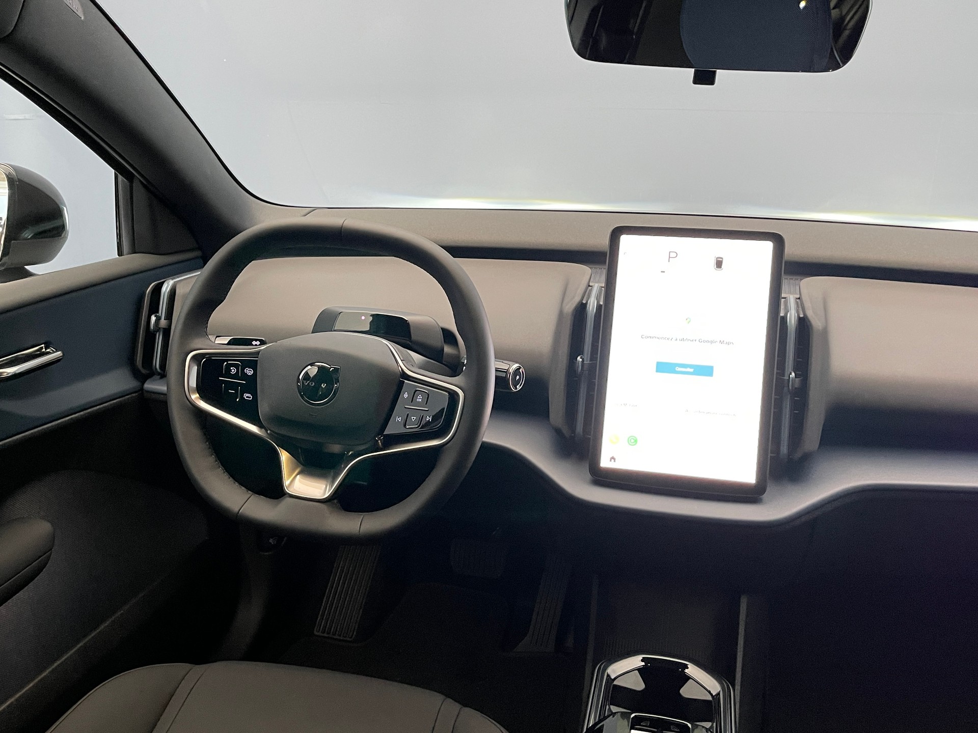 VOLVO EX30 E60 Core Core-image-12