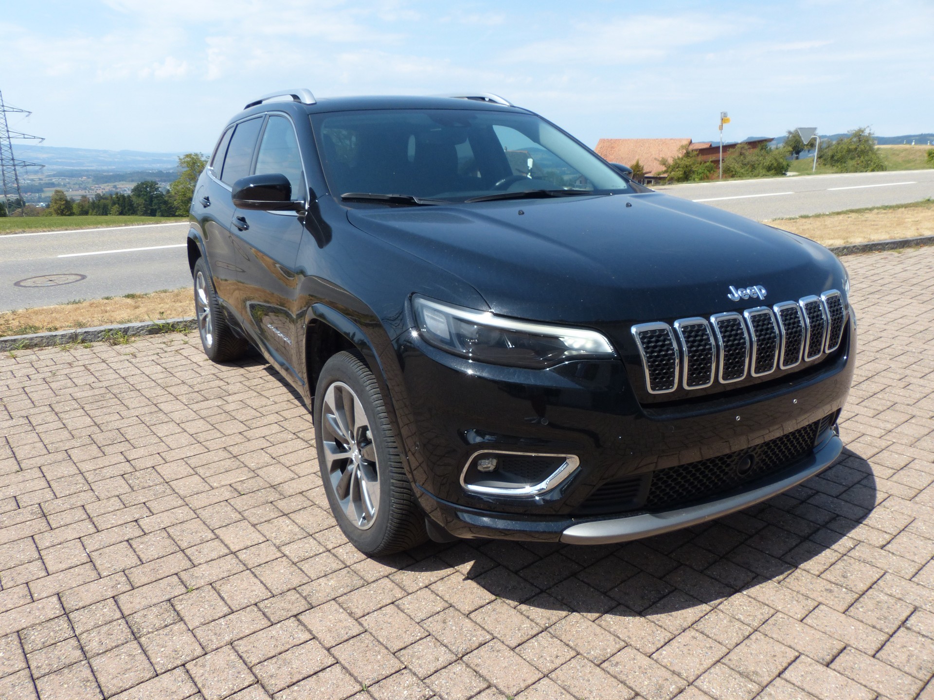 JEEP Cherokee 2.2MJ Overland AWD Drive I 9ATX-showroom-element-2