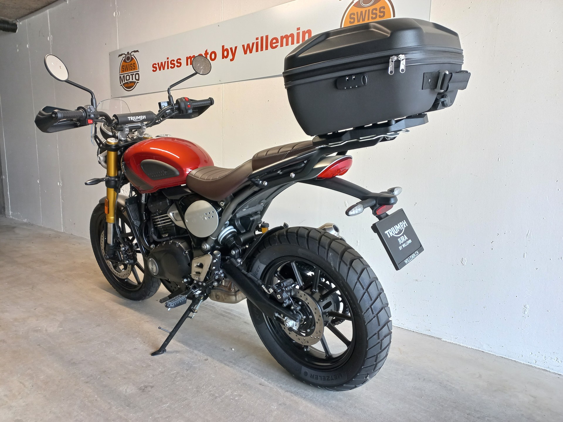 TRIUMPH Scrambler-showroom-element-1
