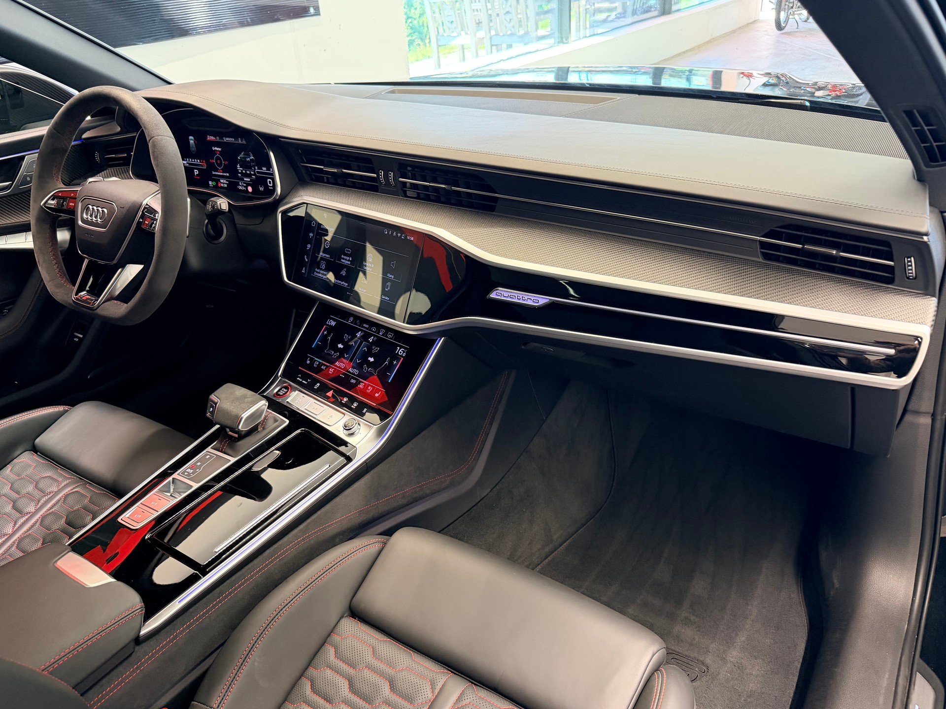 AUDI RS6 Avant 4.0 TFSI V8 Performance quattro-image-20