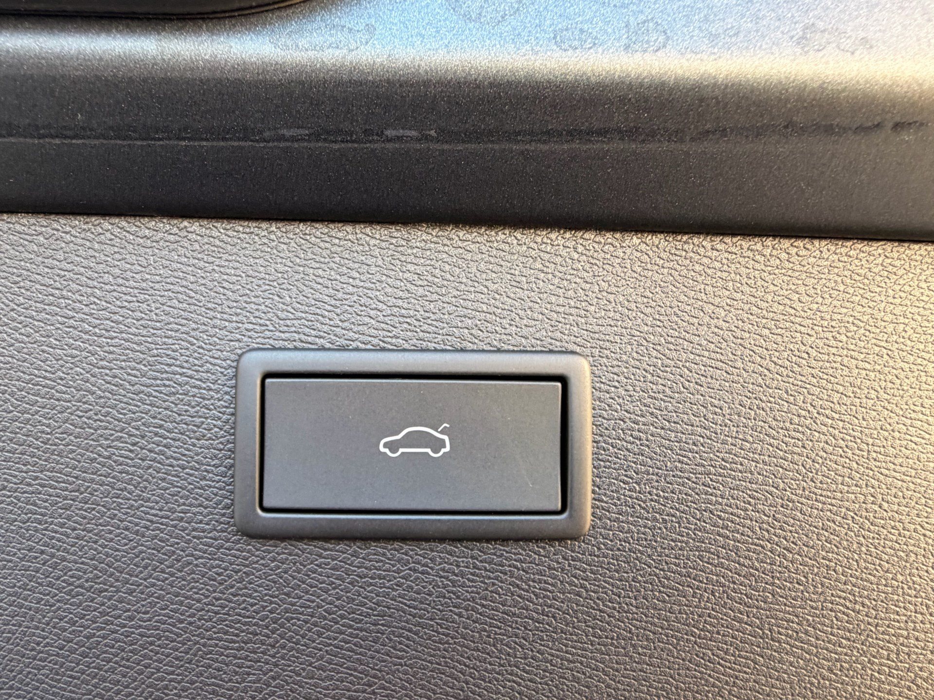 CUPRA Formentor VZ 2.0 TSI 333 PS 4Drive *** PANORAMADACH & SONDERLACK ENCELADUS GRAU MATT ***-image-30