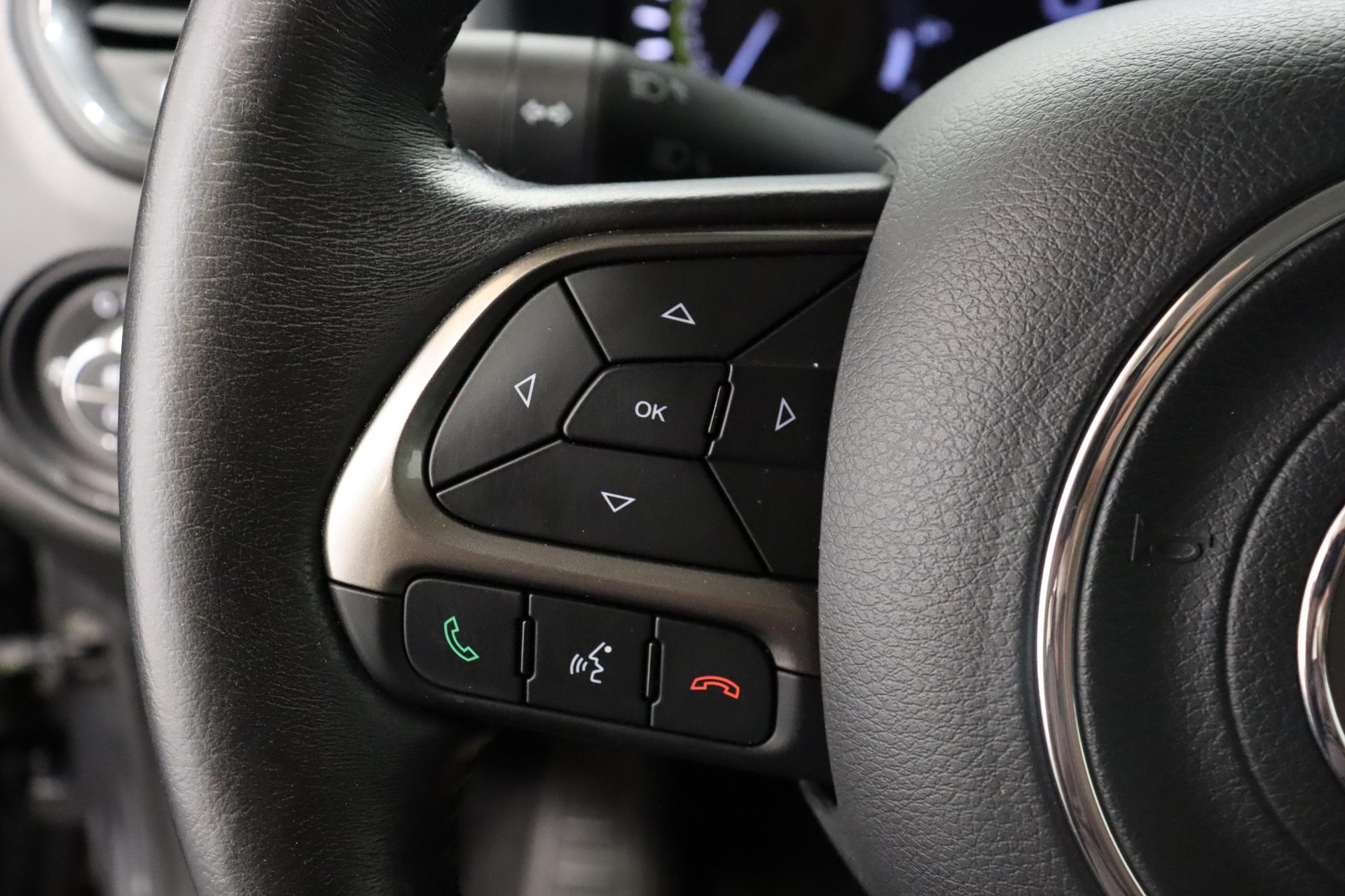 JEEP Renegade 1.3 Limited 4xe-image-14