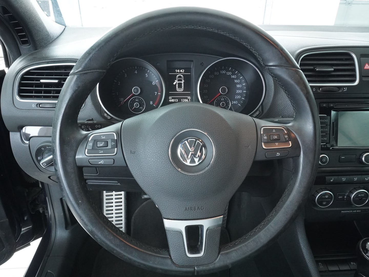 VW Golf Cabrio 1.4 TSI-image-10