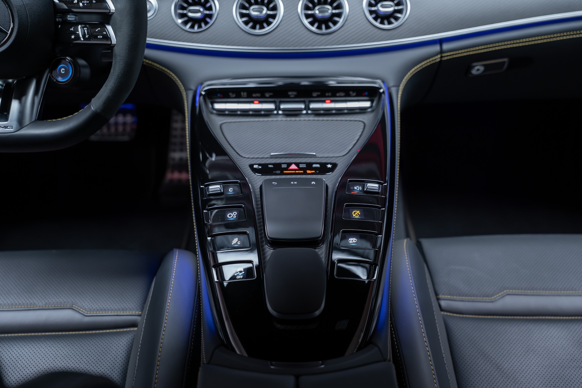 MERCEDES-BENZ AMG GT 63 S 4matic+ / Aero Pack / 360°Kamera / Burmester-image-50