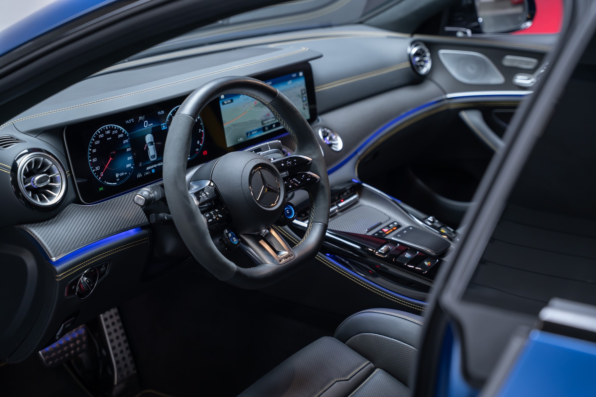MERCEDES-BENZ AMG GT 63 S 4matic+ / Aero Pack / 360°Kamera / Burmester-image-15