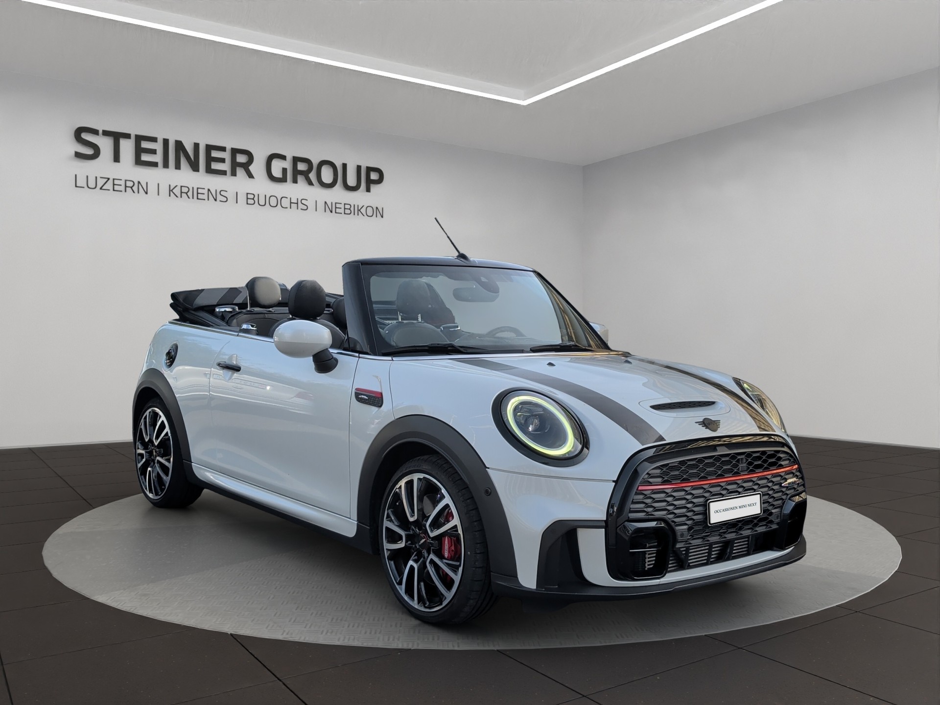 MINI Cooper John Cooper Works Cabriolet Steptronic-showroom-element-2