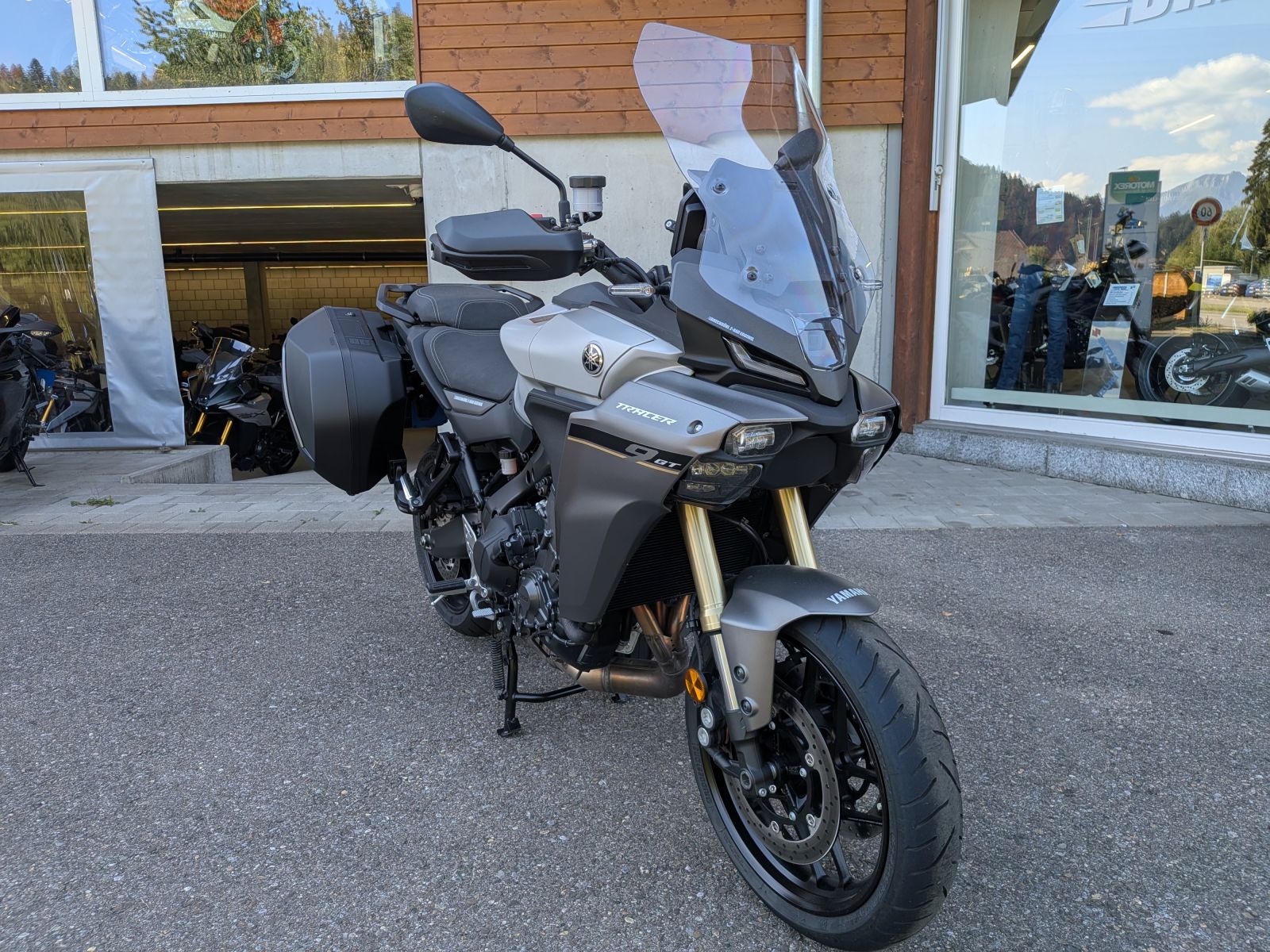 YAMAHA TRACER 9 GT-image-1