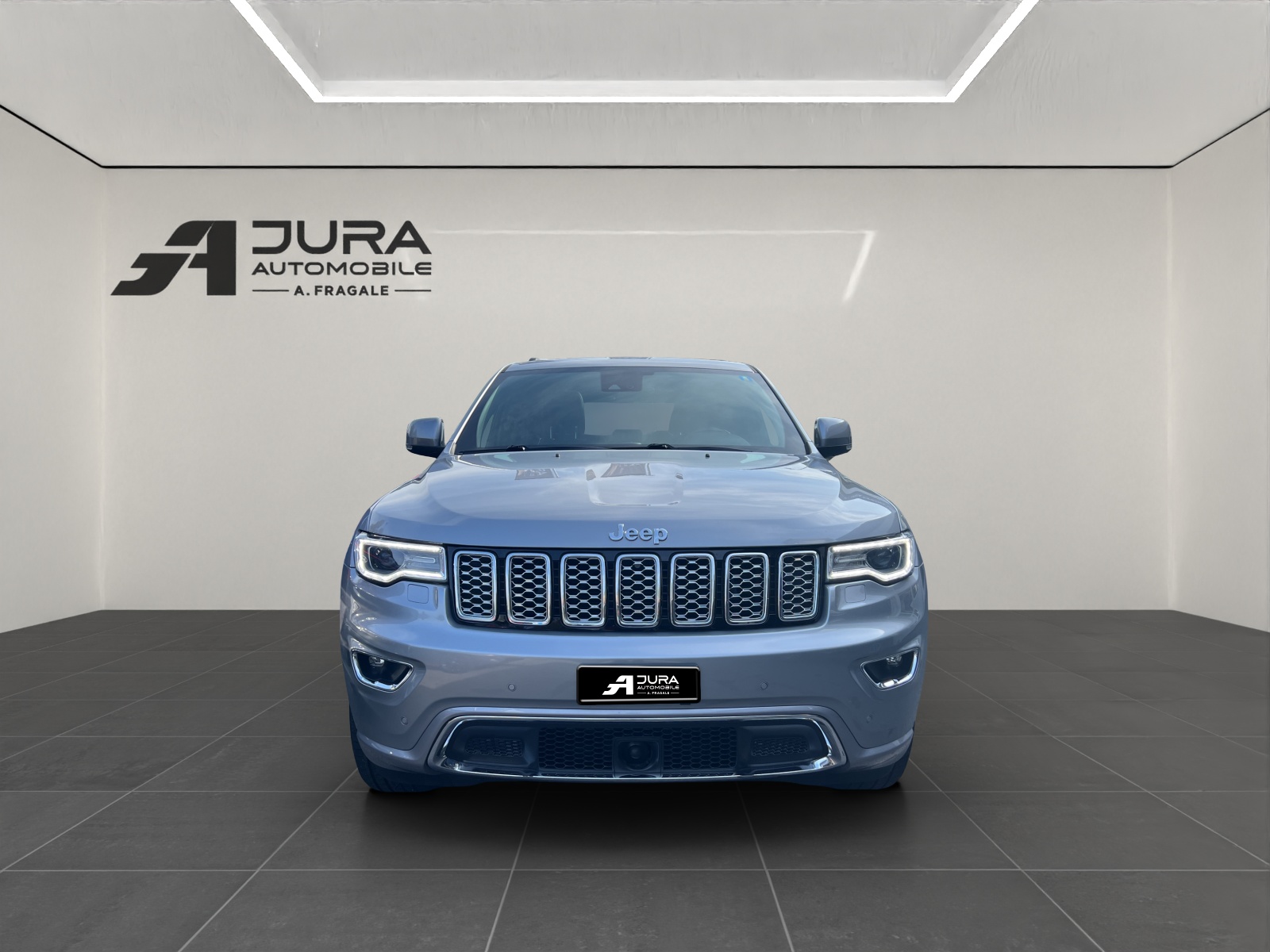 JEEP Grand Cherokee 3.0 CRD 250 Overland-image-2