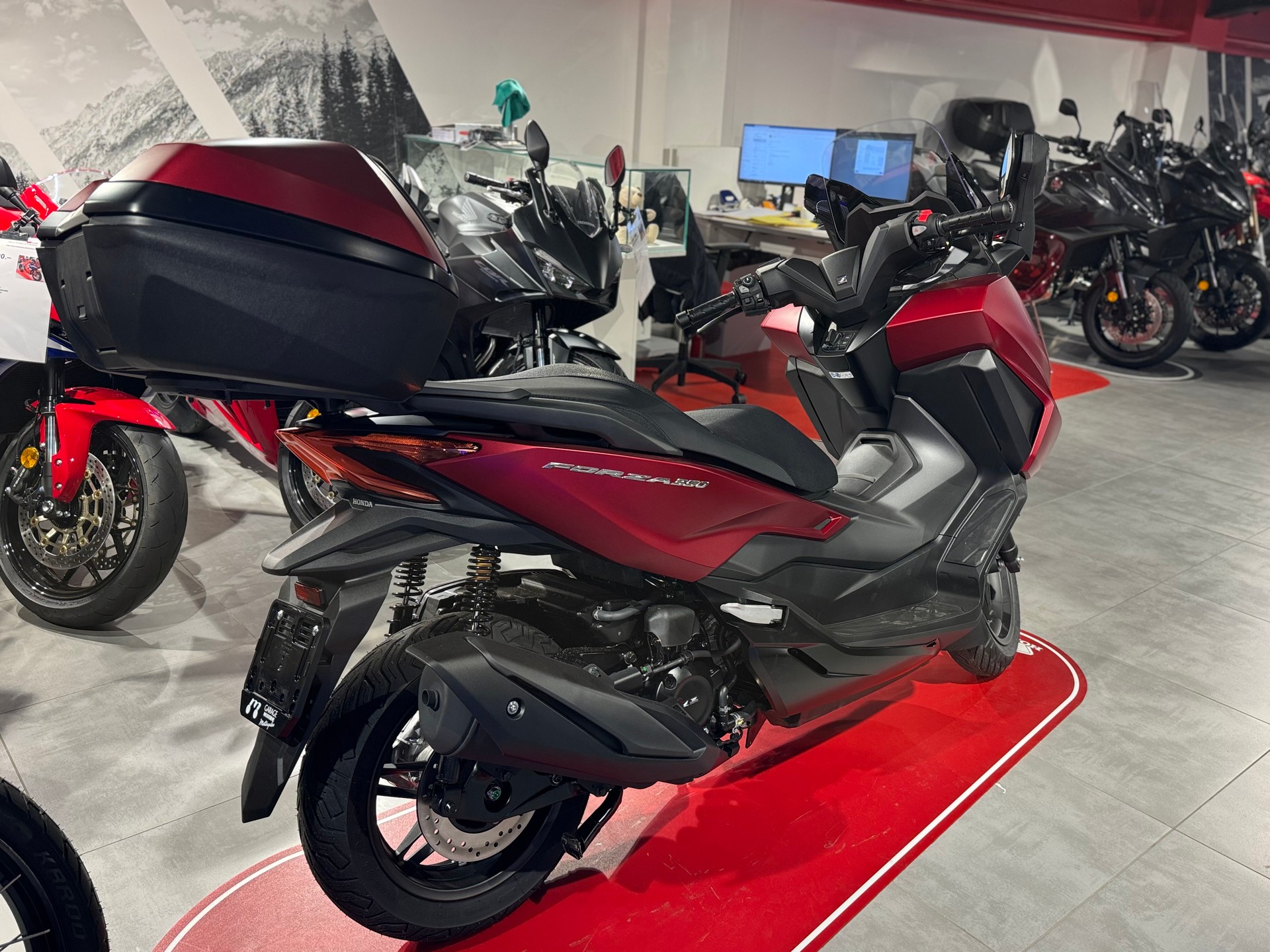 HONDA NSS 350 Top Box-image-2