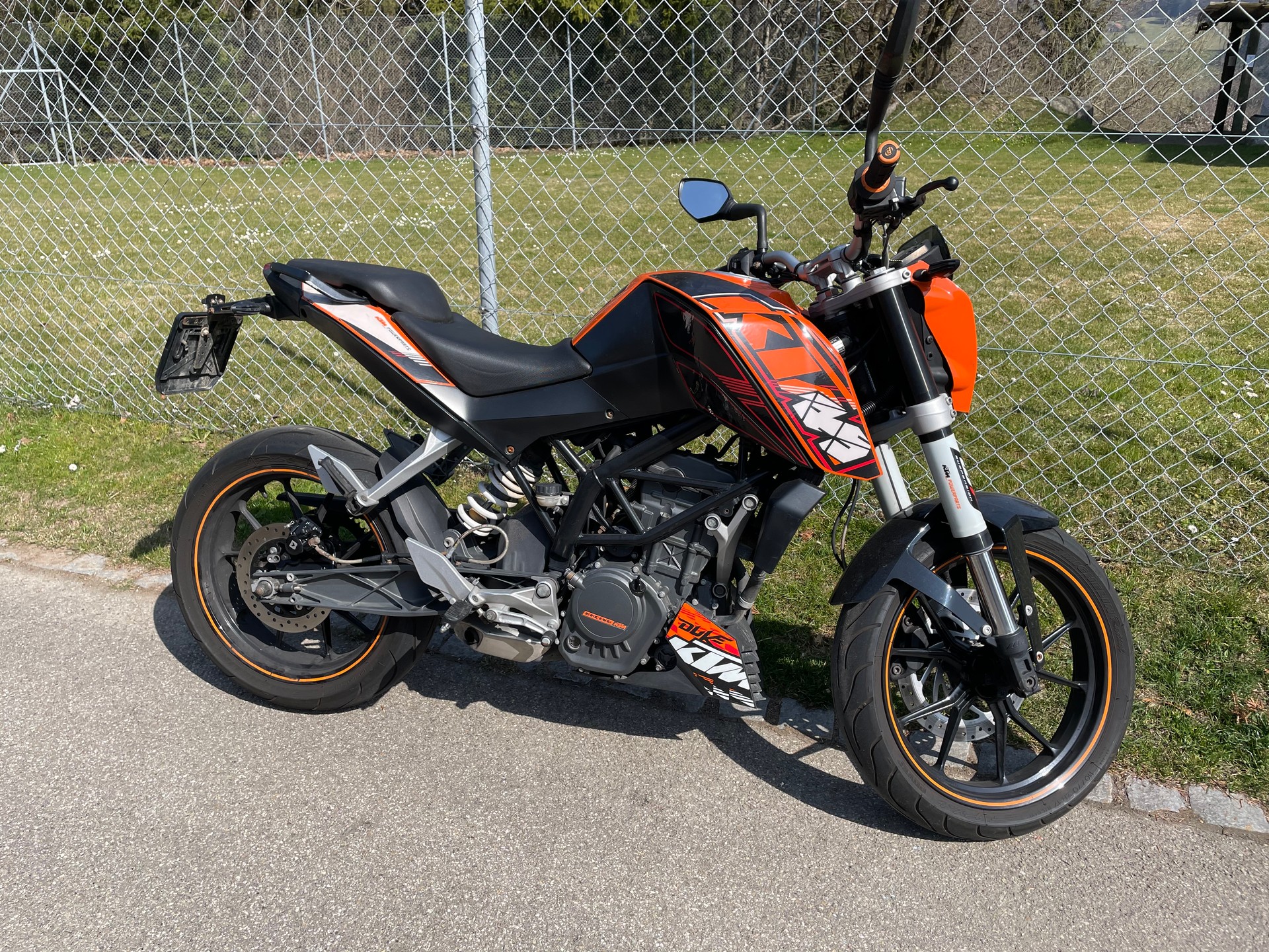 KTM 200 Duke-image-3