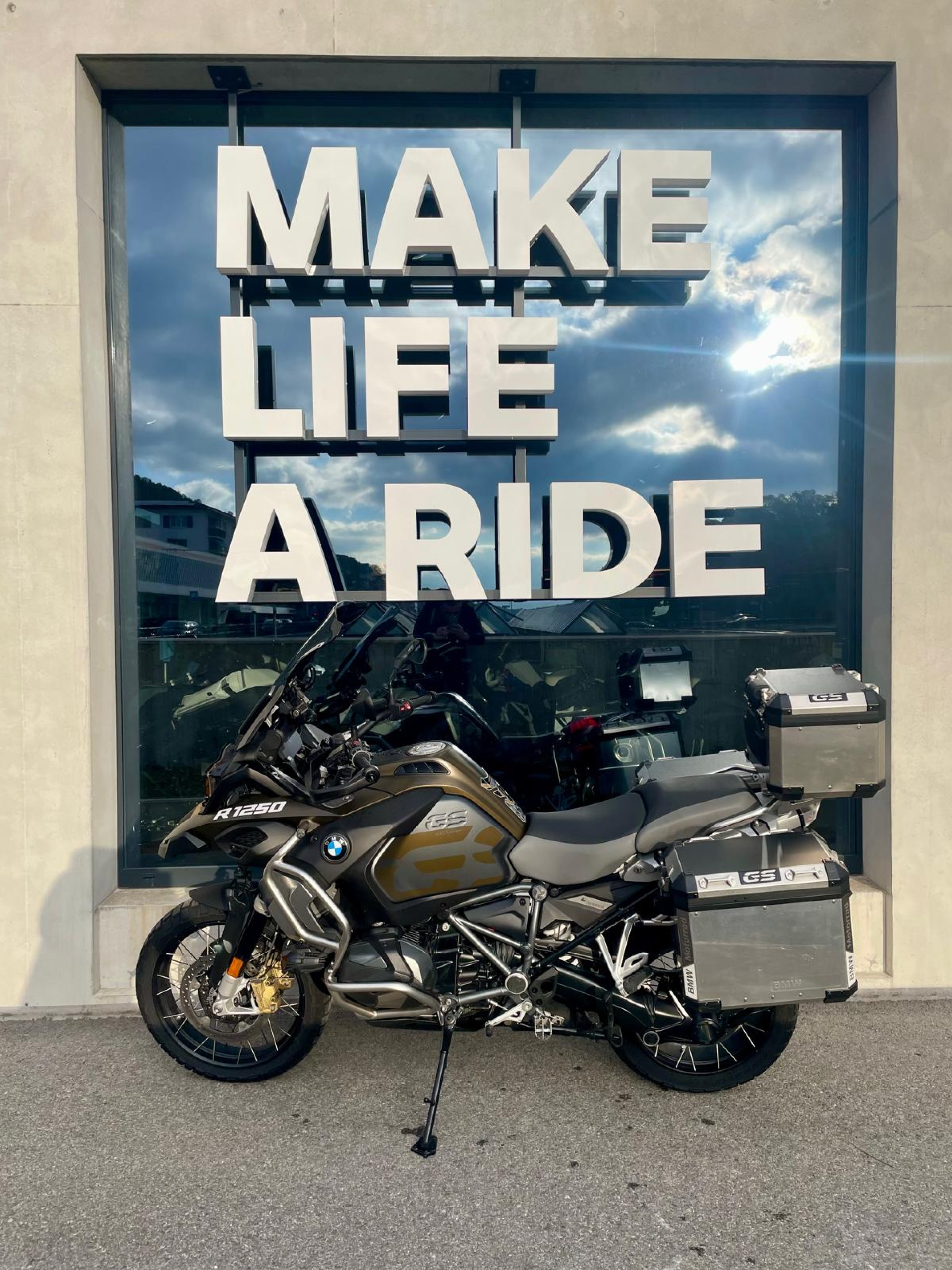 BMW R 1250 GS Adventure Exclusive-image-2