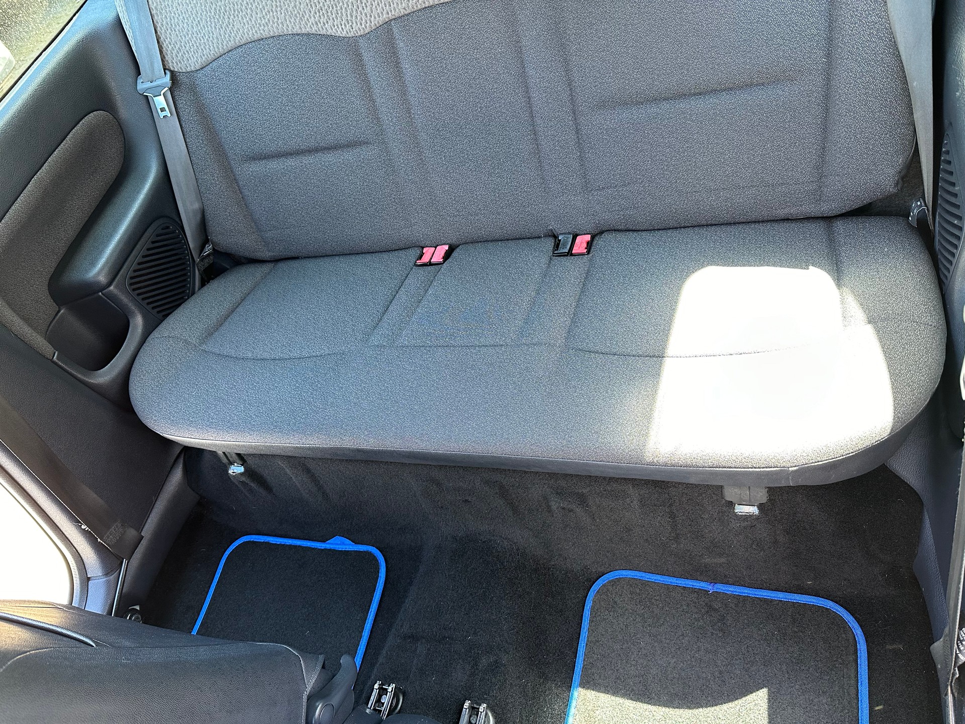 RENAULT Clio 1.2 16V Expression Confort-image-9