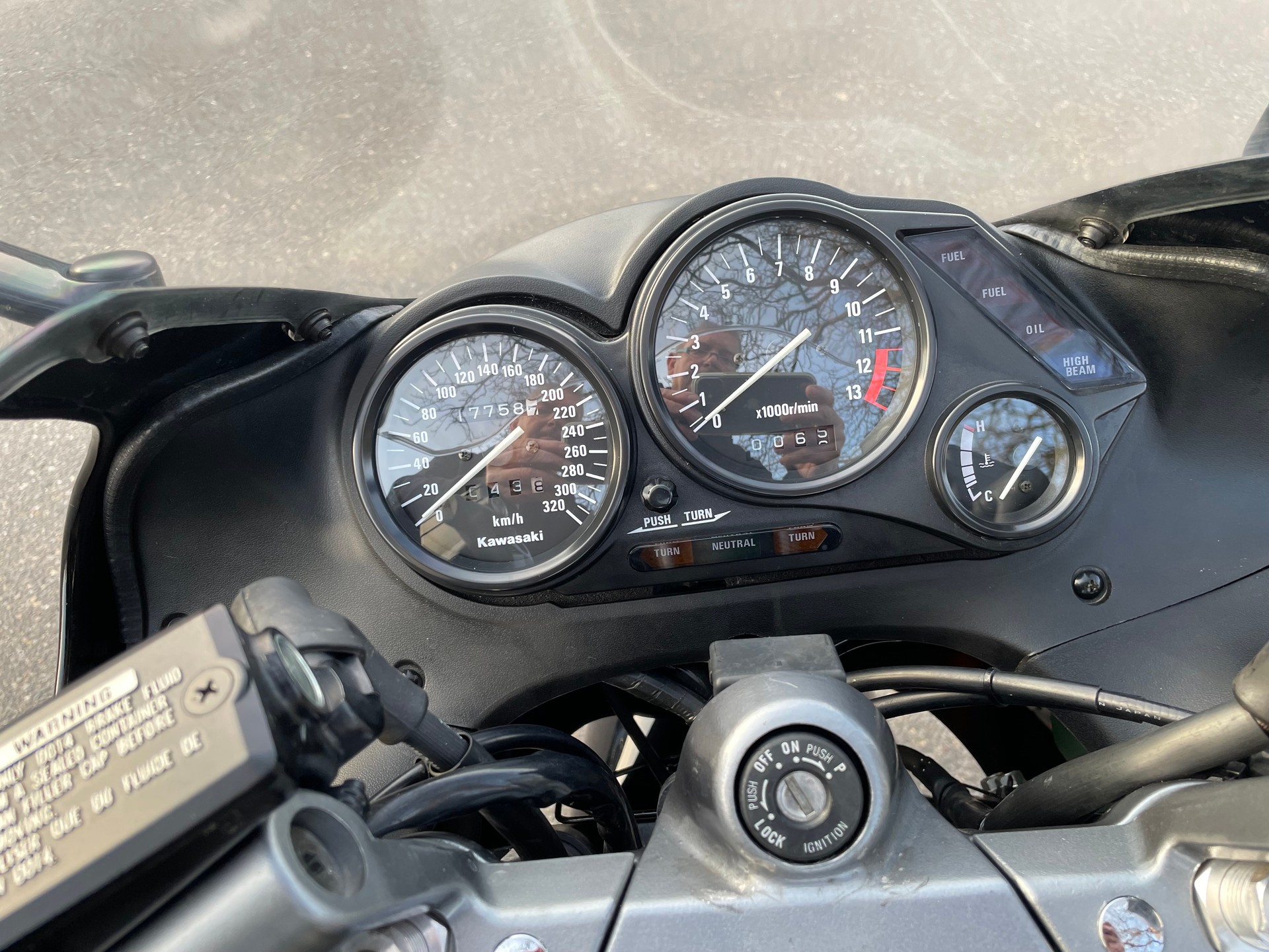 KAWASAKI ZZ-R 1100-image-4