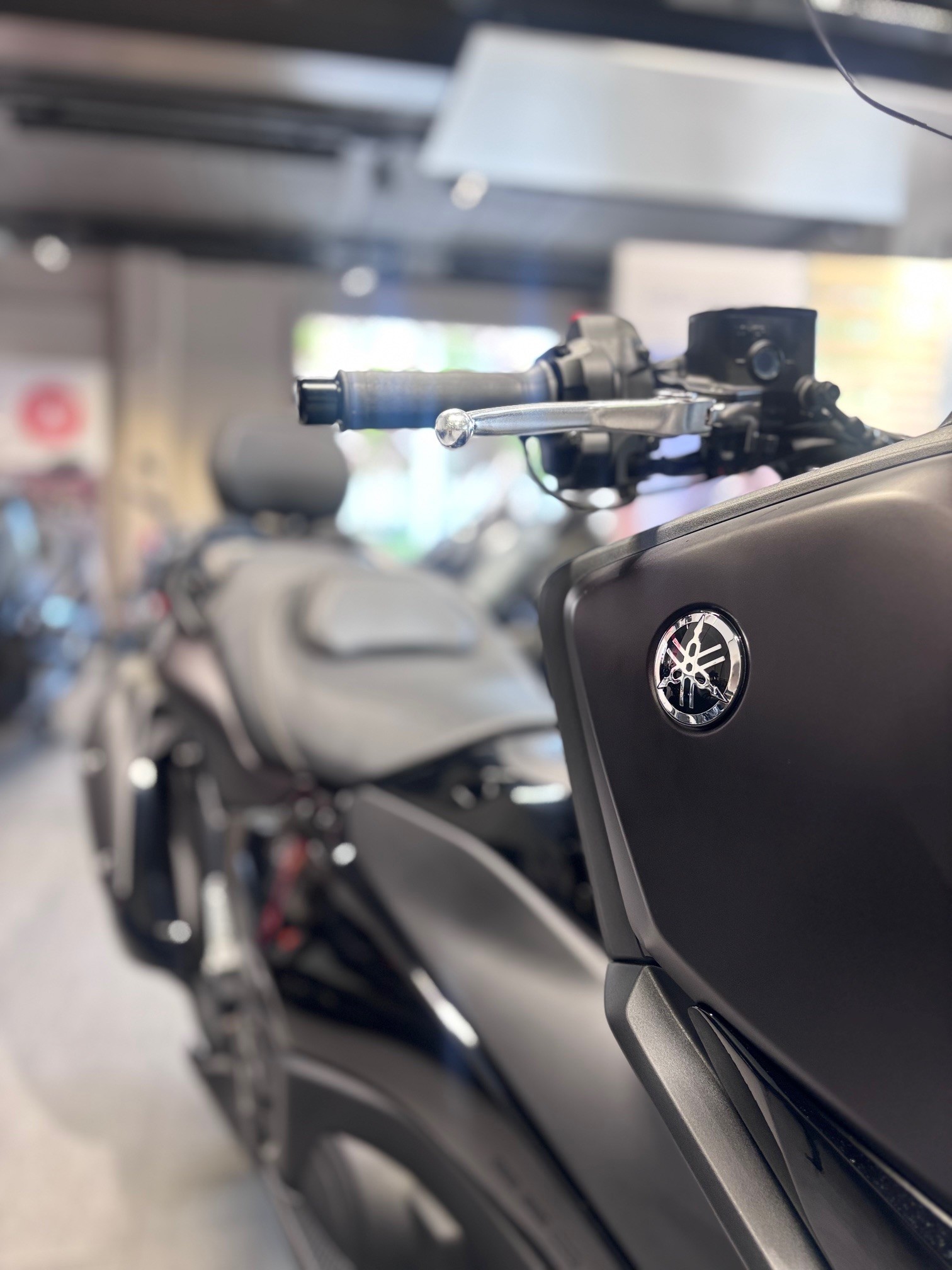 YAMAHA T-MAX 560 tech max-image-2