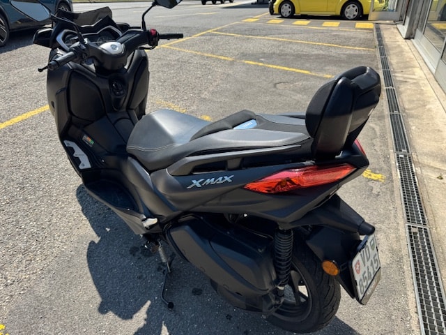 YAMAHA X-Max CZD 300 ABS-image-3