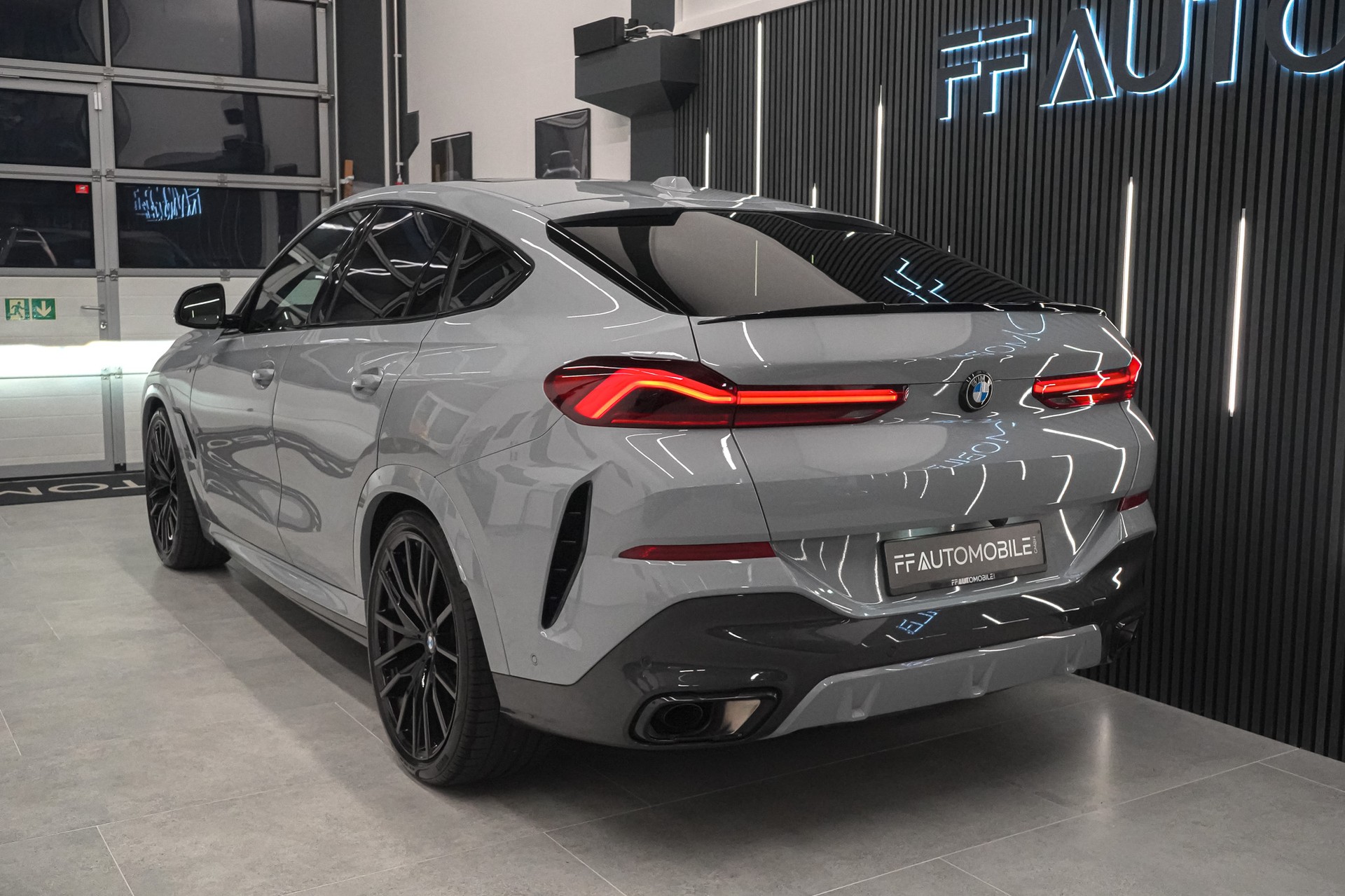 BMW X6 xDrive 48V 40d M Sport Pro Steptronic-image-9