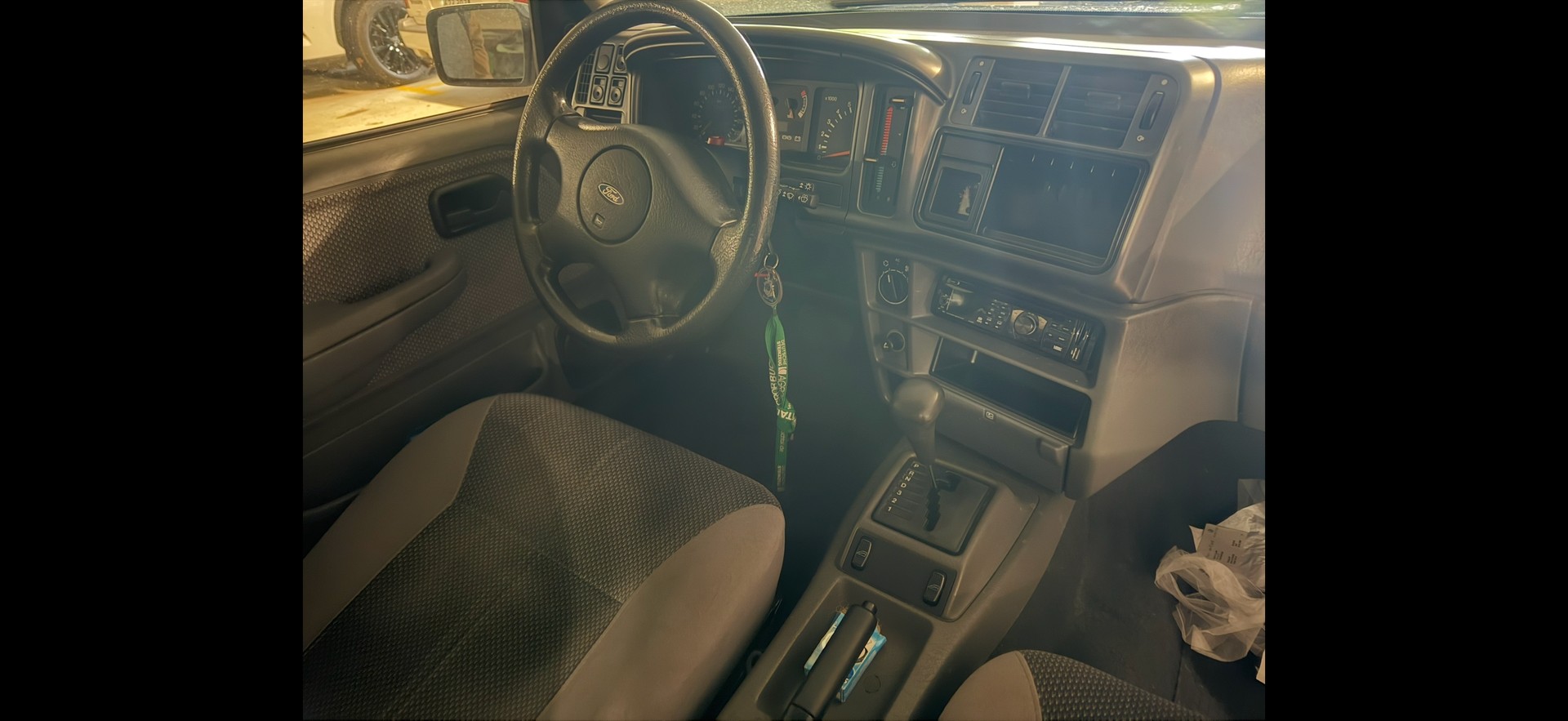 FORD Sierra 2.0i Ghia ABS-image-6