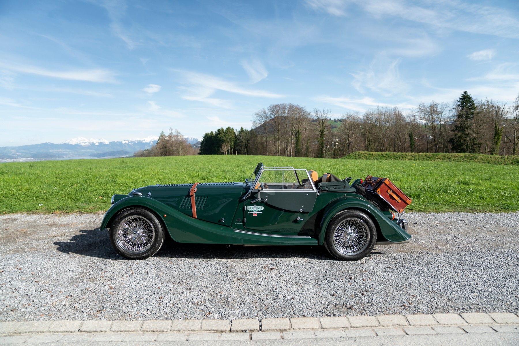 MORGAN ROADSTER-showroom-element-2