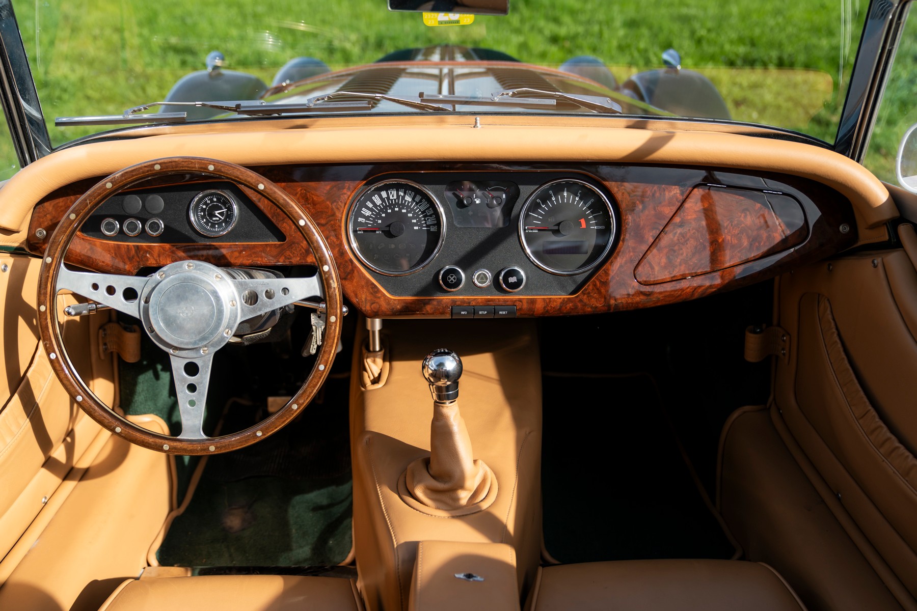 MORGAN ROADSTER-image-16