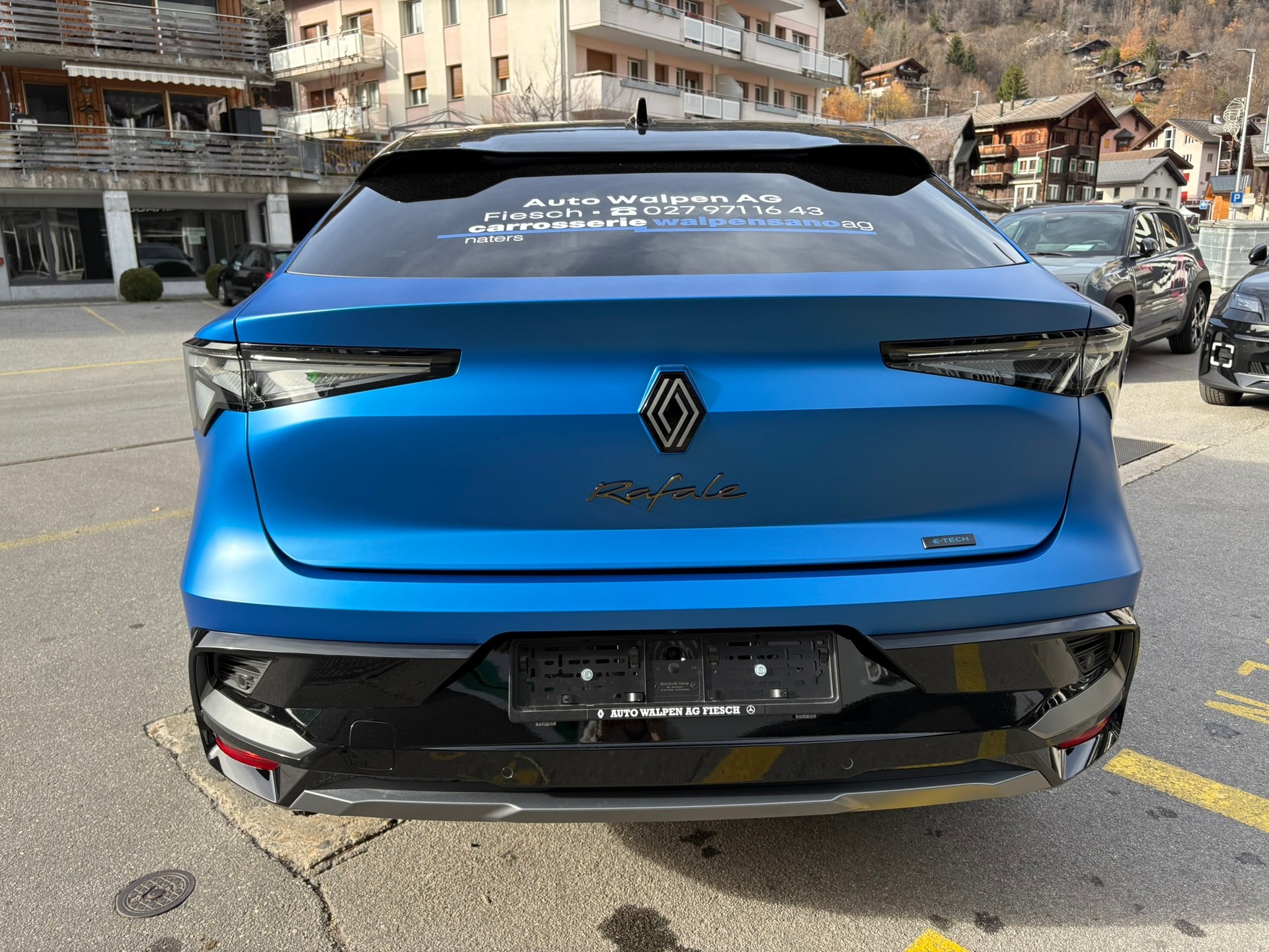 RENAULT Rafale 1.2 Plug-in Atelier Alpine 4x4-showroom-element-3