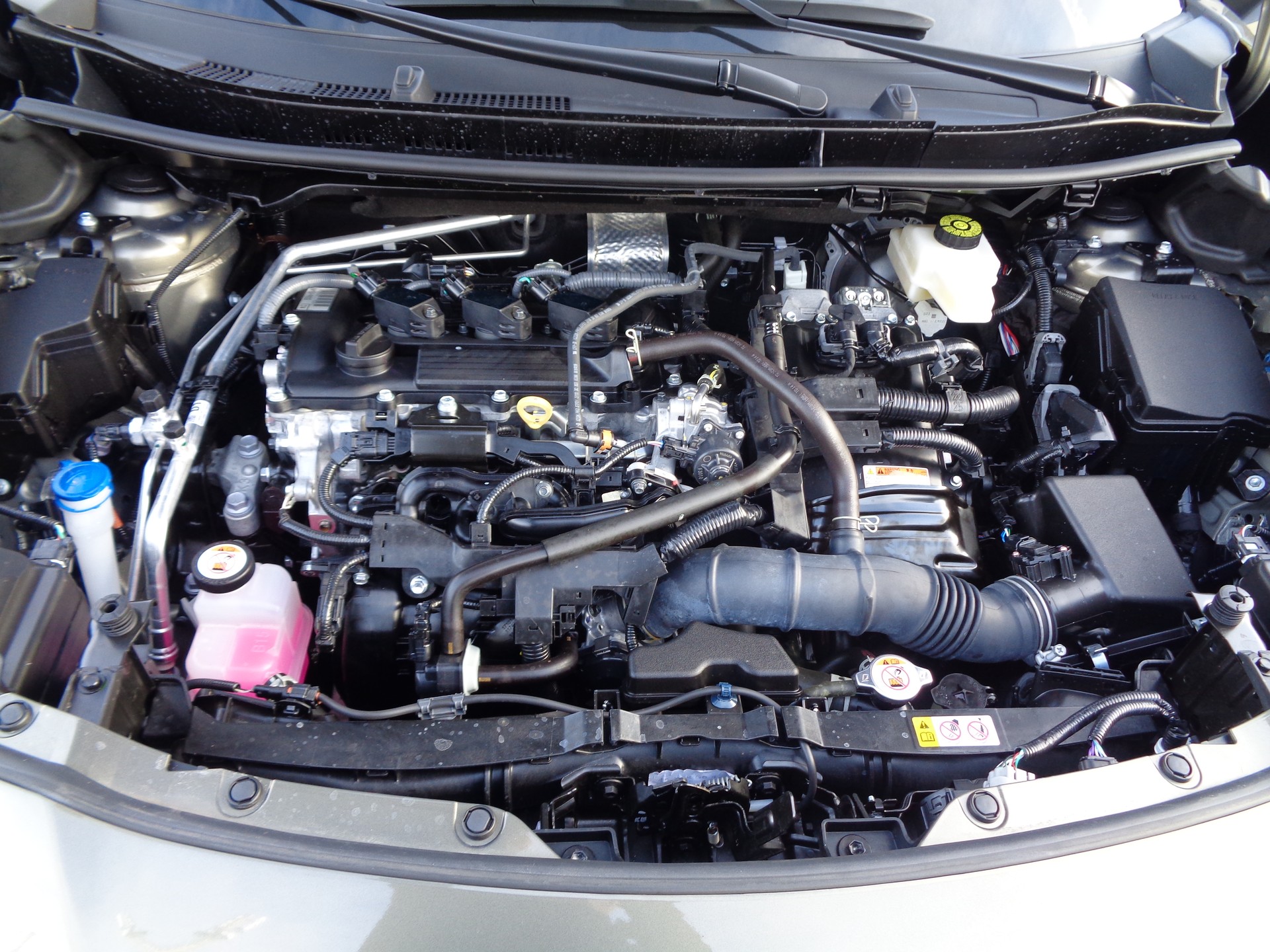 TOYOTA Yaris Cross 1.5 Trend e-CVT AWDi-image-11