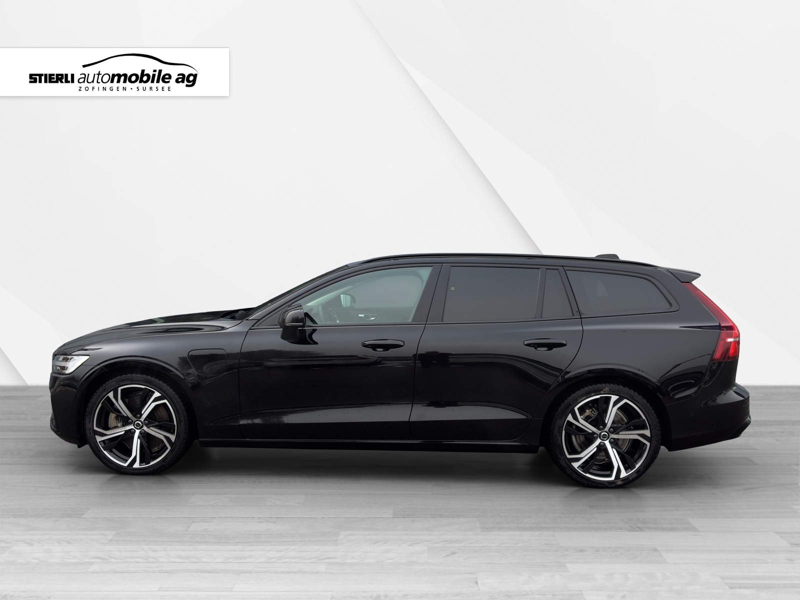 VOLVO V60 2.0 T6 TE Plus Dark eAWD-image-7