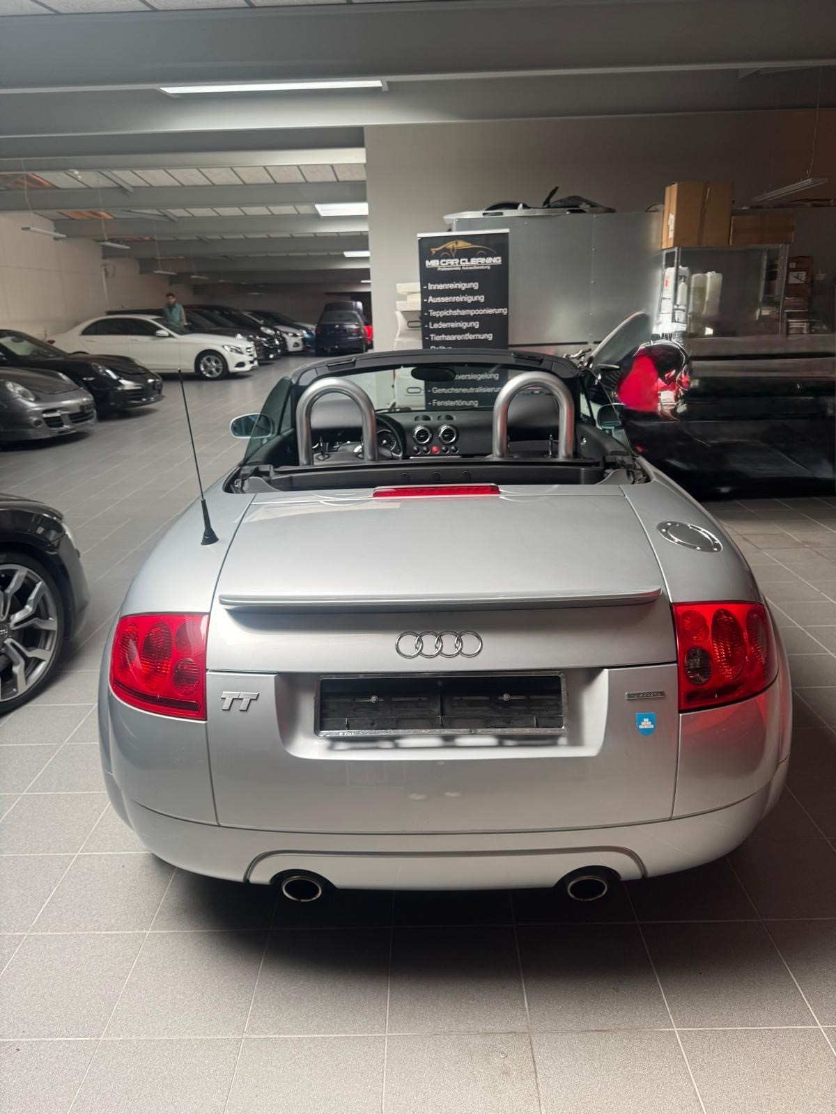 AUDI TT Roadster 1.8 T quattro-showroom-element-3