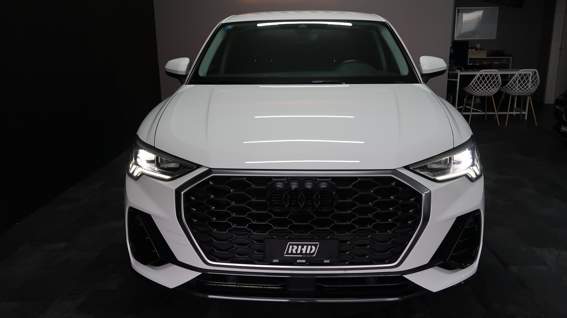 AUDI Q3 Sportback 35 TFSI / S-tronic / CH / MFK / GARANTIE-image-4