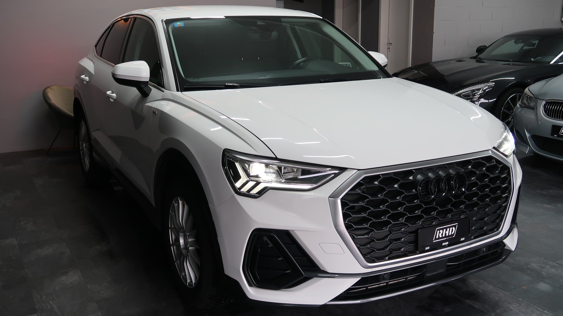 AUDI Q3 Sportback 35 TFSI / S-tronic / CH / MFK / GARANTIE-image-5