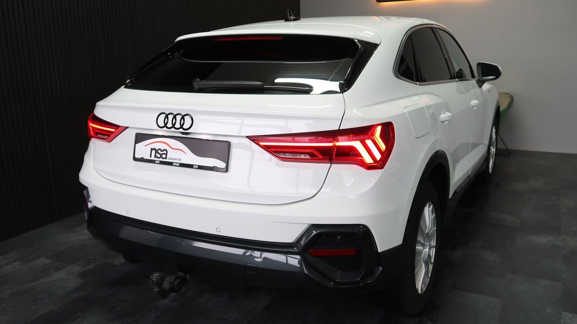 AUDI Q3 Sportback 35 TFSI / S-tronic / CH / MFK / GARANTIE-image-10