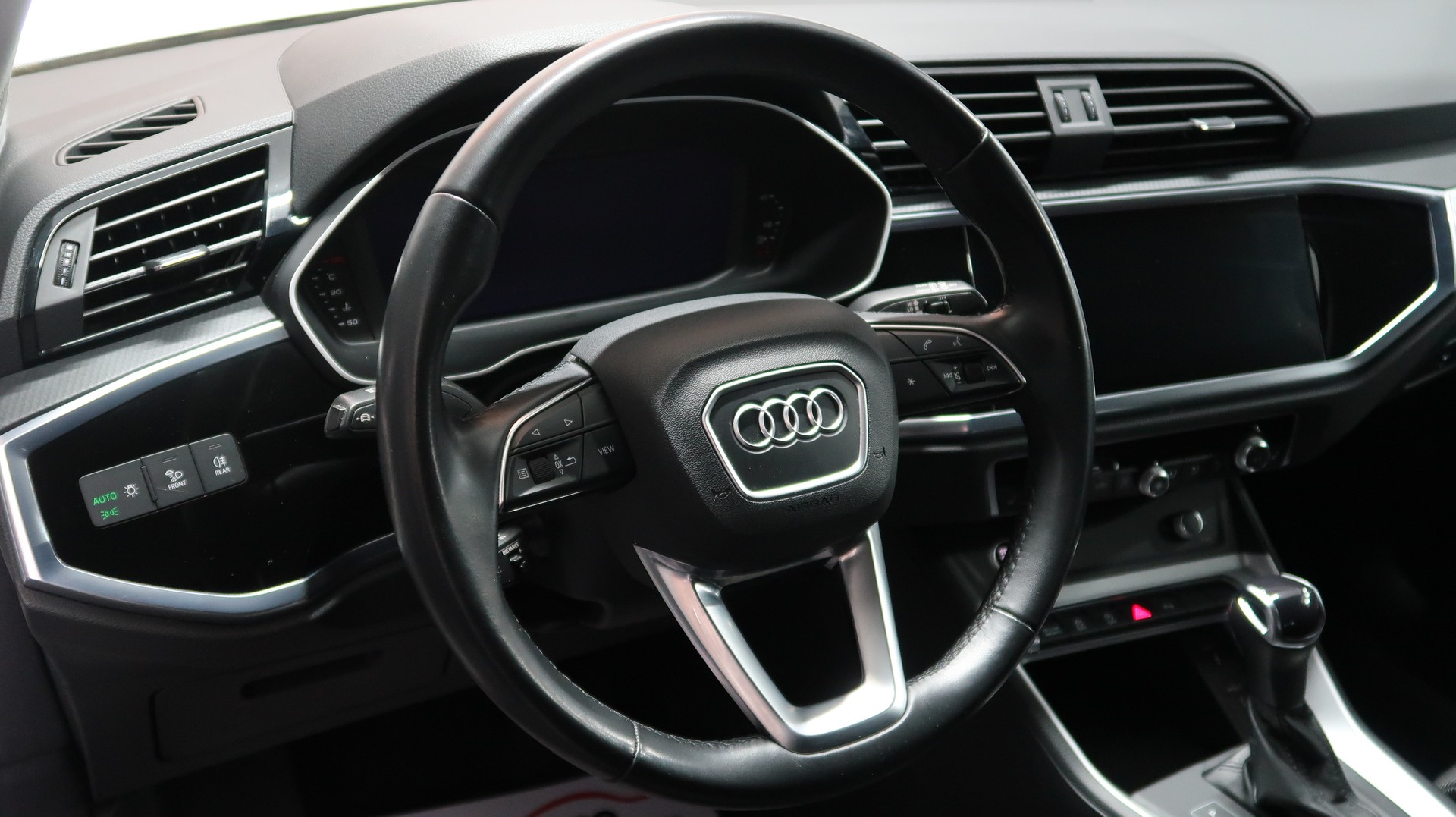 AUDI Q3 Sportback 35 TFSI / S-tronic / CH / MFK / GARANTIE-image-27