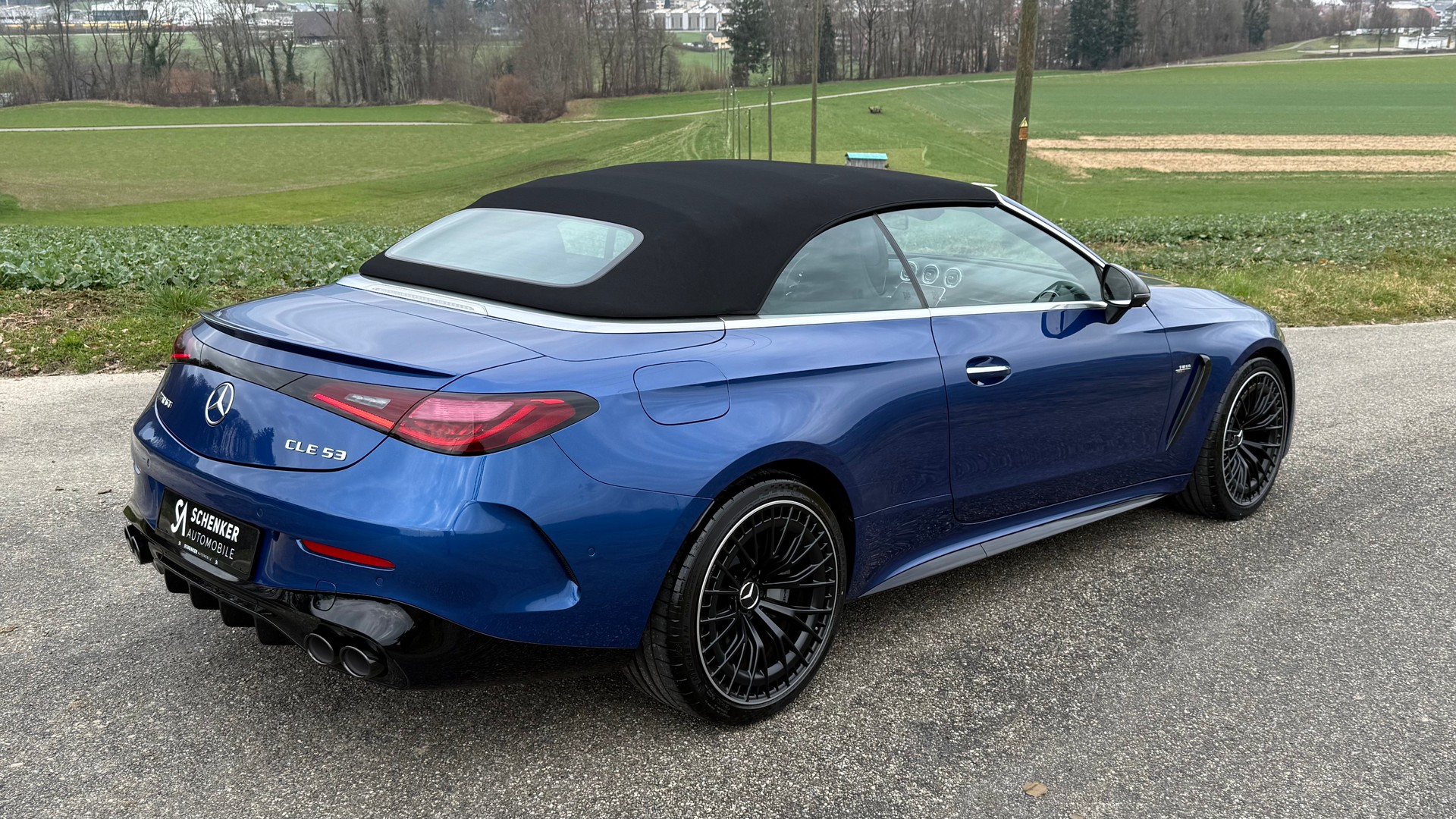 MERCEDES-BENZ CLE AMG 53 Cabrio 4Matic+ 9G-Tronic-image-8