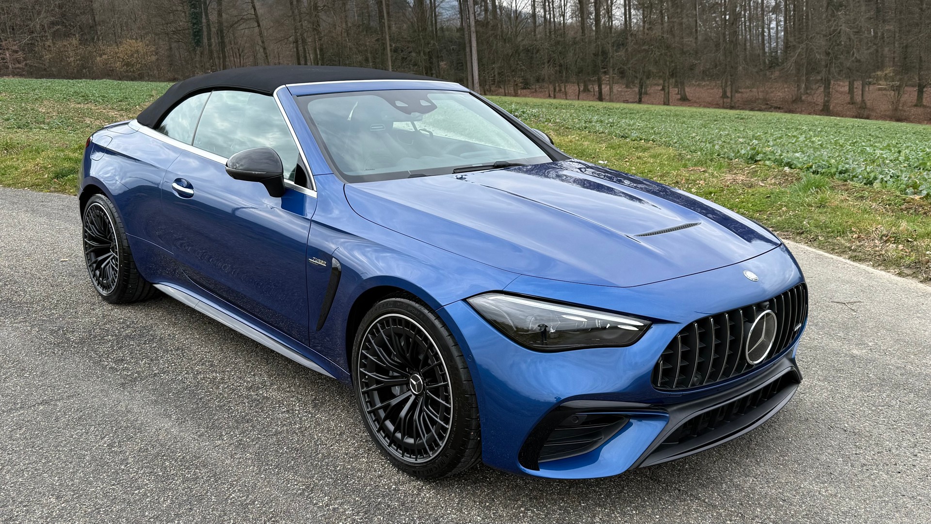MERCEDES-BENZ CLE AMG 53 Cabrio 4Matic+ 9G-Tronic-image-12