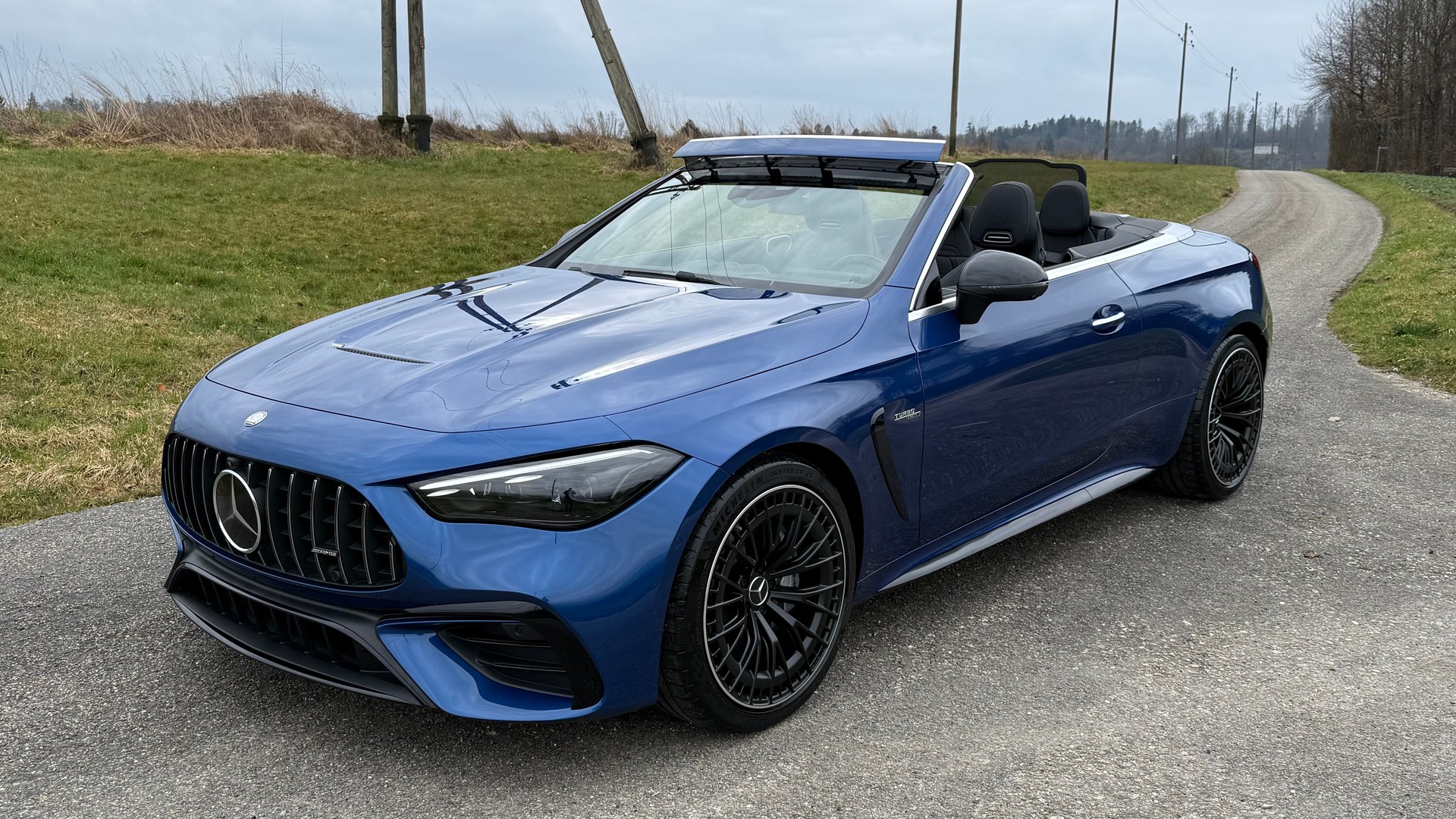 MERCEDES-BENZ CLE AMG 53 Cabrio 4Matic+ 9G-Tronic-showroom-element-1
