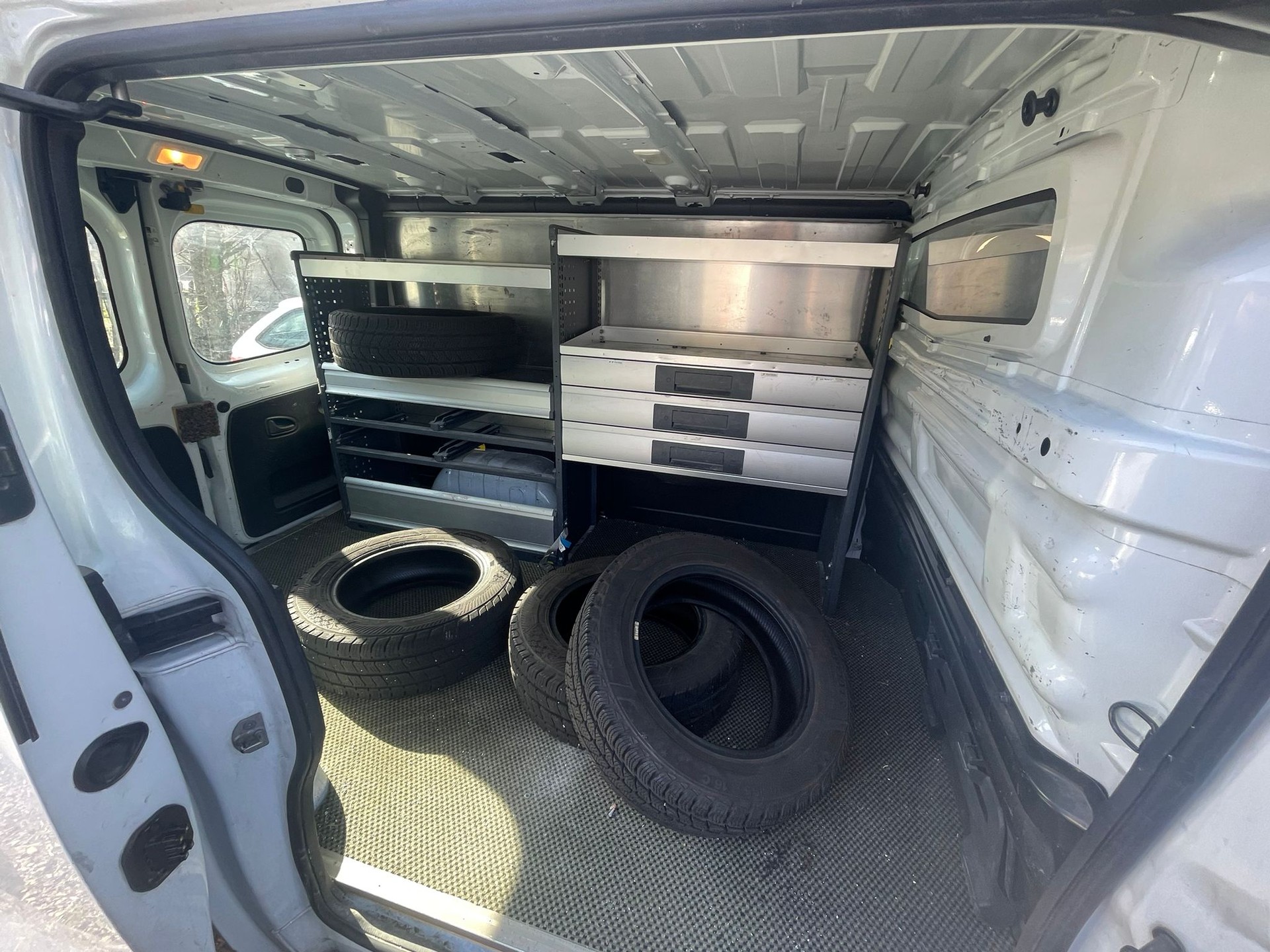OPEL Vivaro 1.6 CDTI 2.7t L1H1-image-4