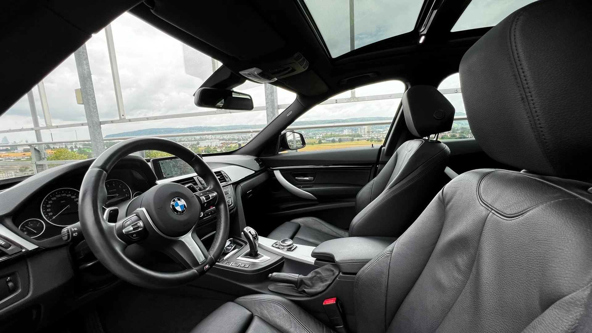 BMW 335i GT xDRIVE STEPTRONIC M SPORT PLUS l 306 PS-image-19