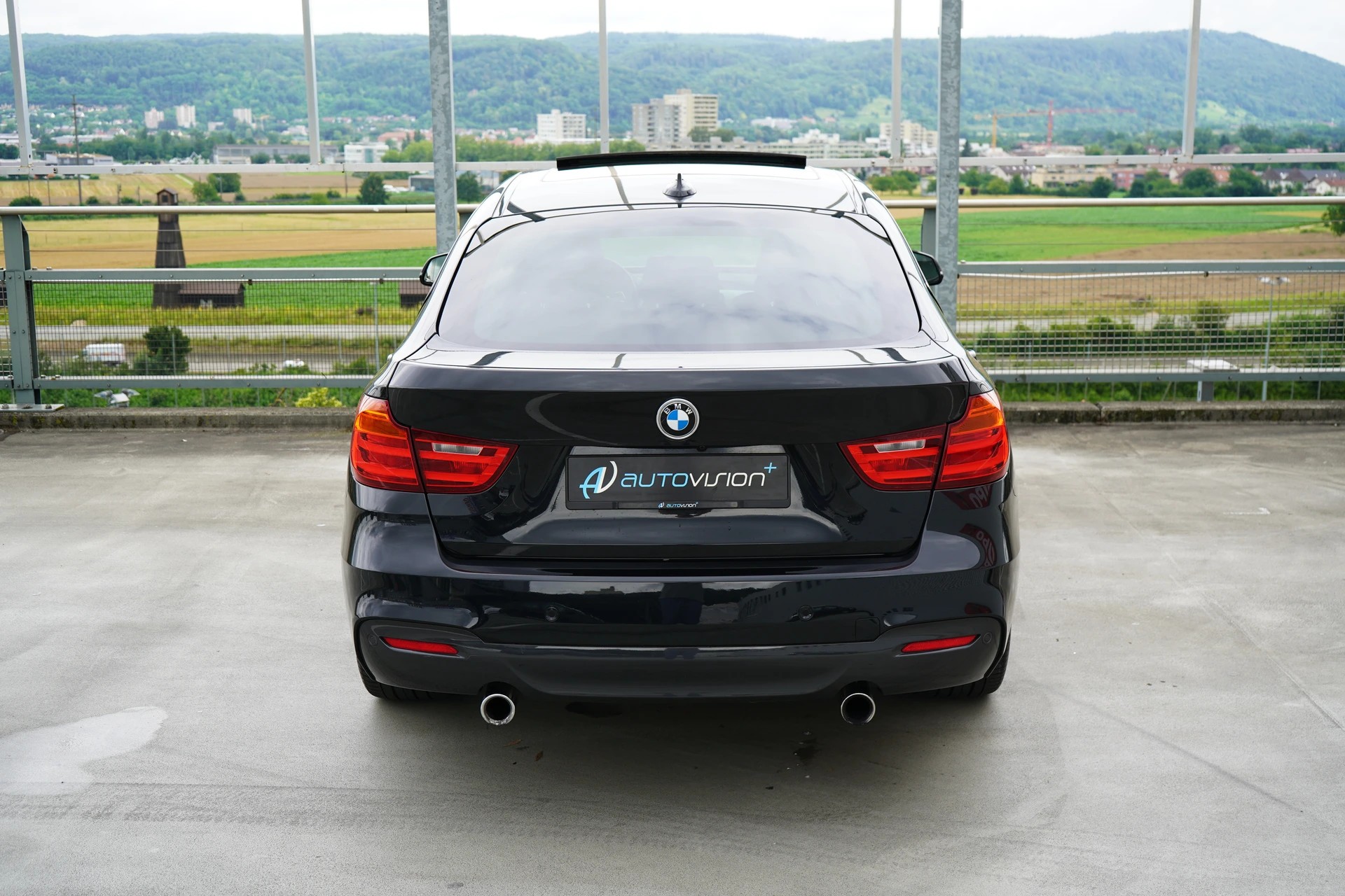 BMW 335i GT xDRIVE STEPTRONIC M SPORT PLUS l 306 PS-image-9