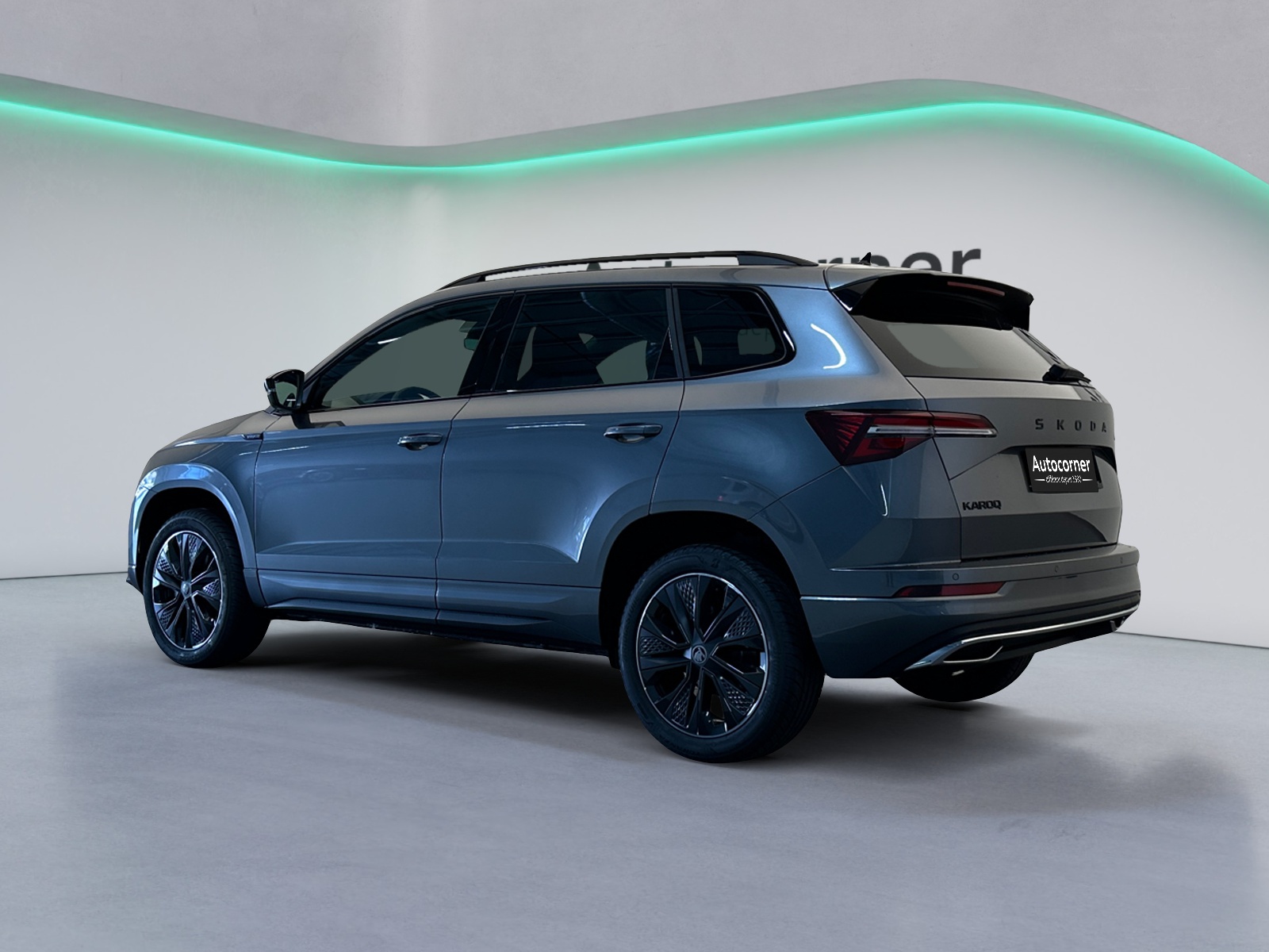 SKODA Karoq 1.5 TSI SportLine DSG-showroom-element-2