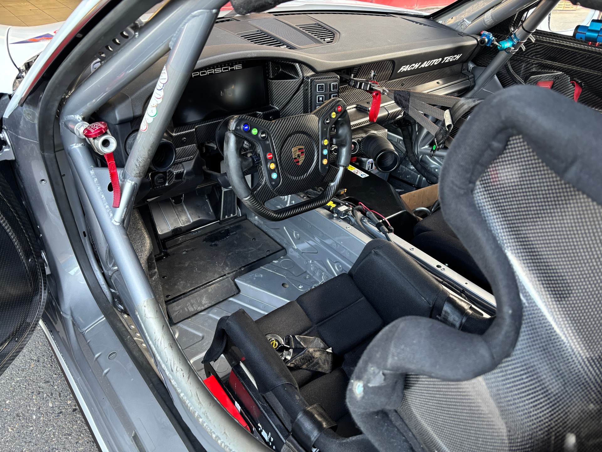PORSCHE (992) GT3 CUP-image-8