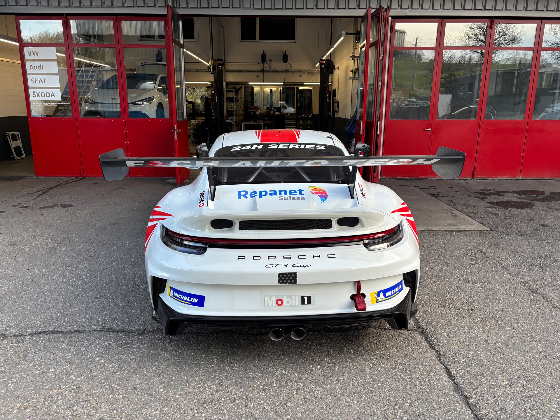 PORSCHE (992) GT3 CUP-showroom-element-3