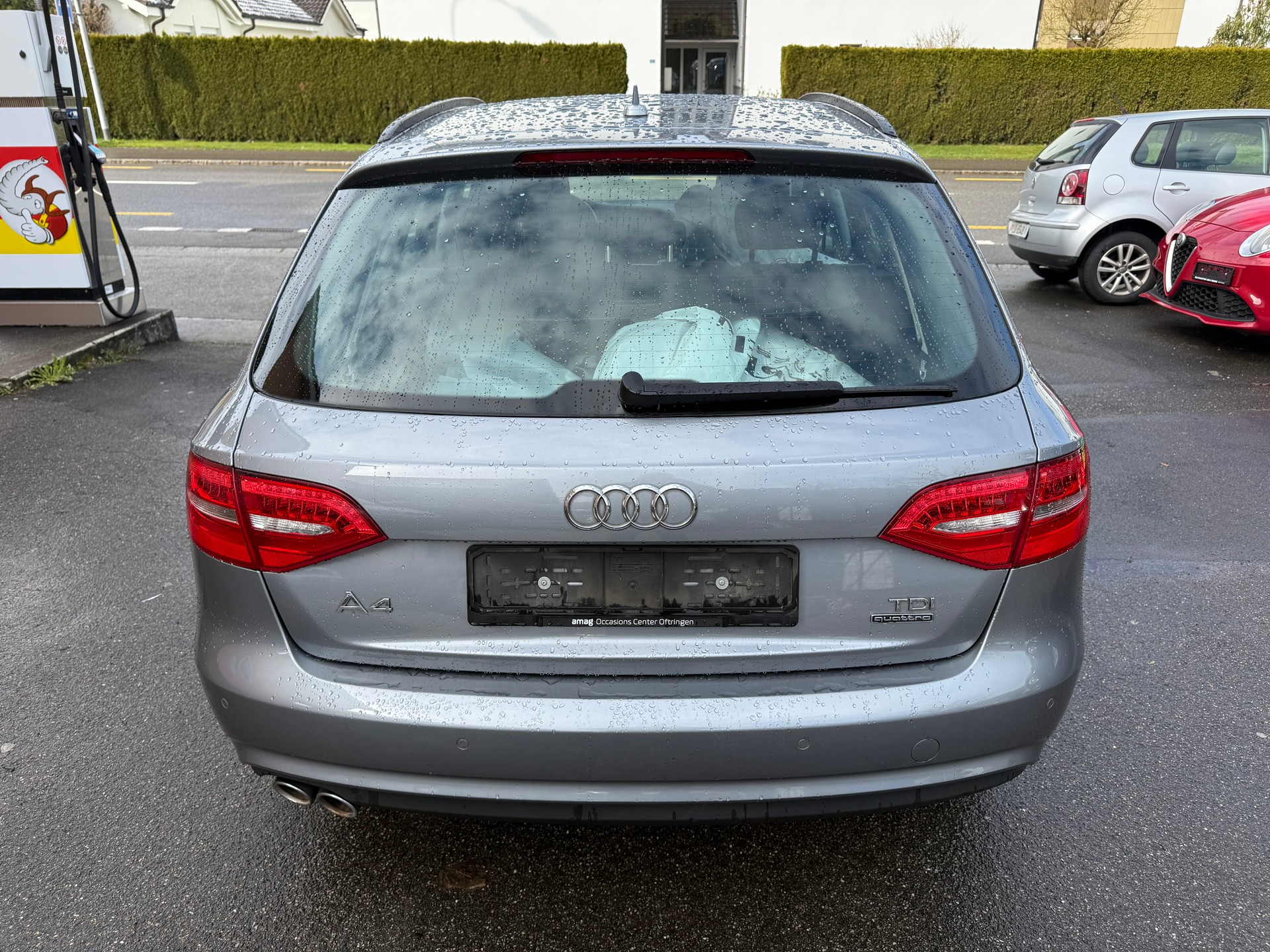 AUDI A4 Avant 2.0 TDI Attraction quattro-image-4
