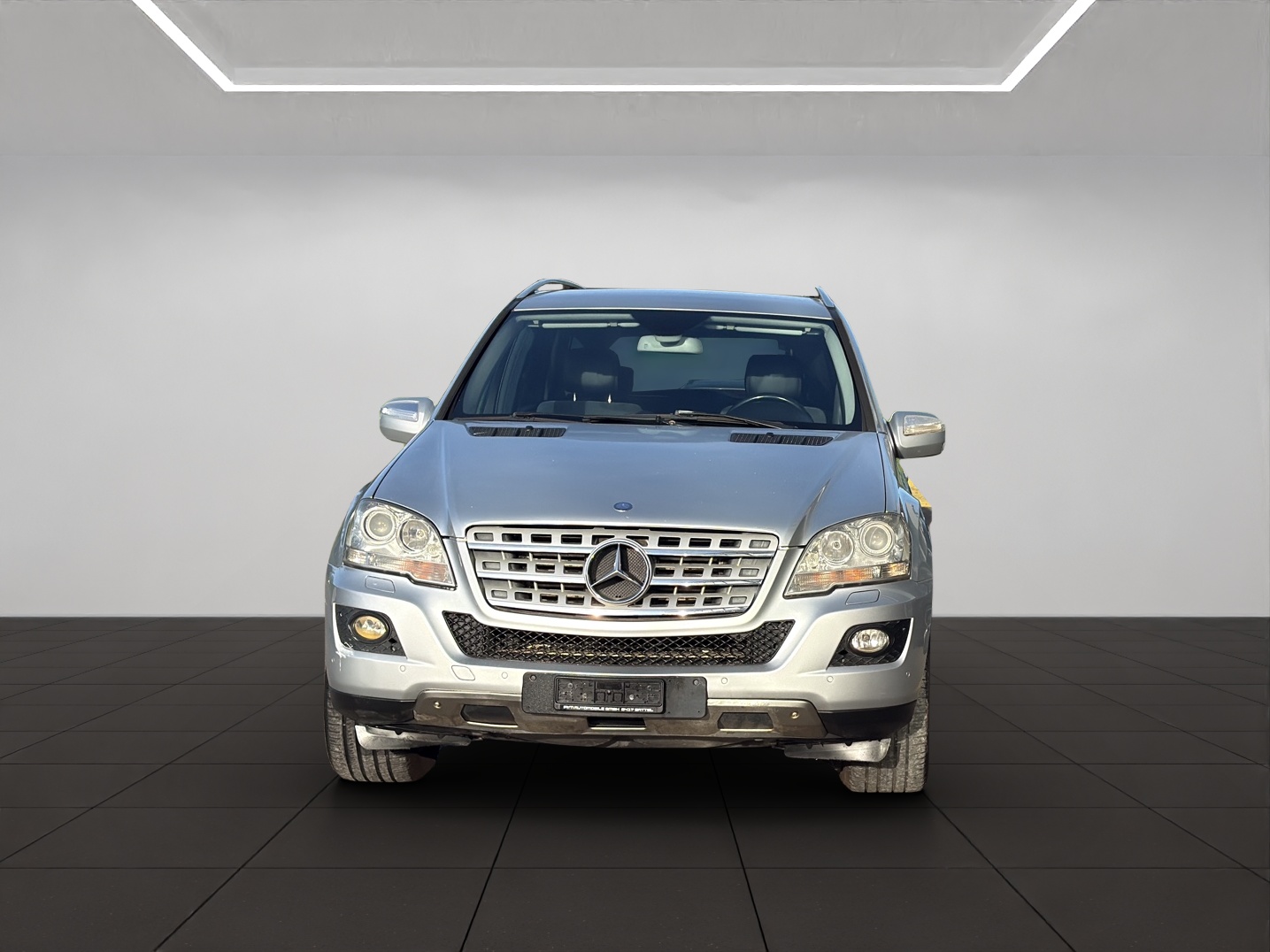 MERCEDES-BENZ ML 350 CDI 4Matic 7G-Tronic-showroom-element-3