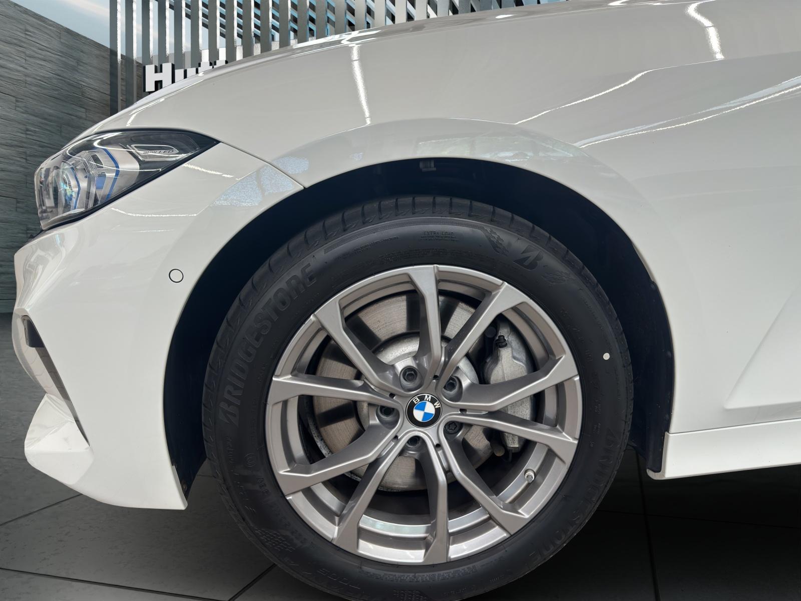 BMW 330d xDrive Touring INNOVATIONSPAKET-COMFORT PAKET-TRAVEL PAKET-image-8