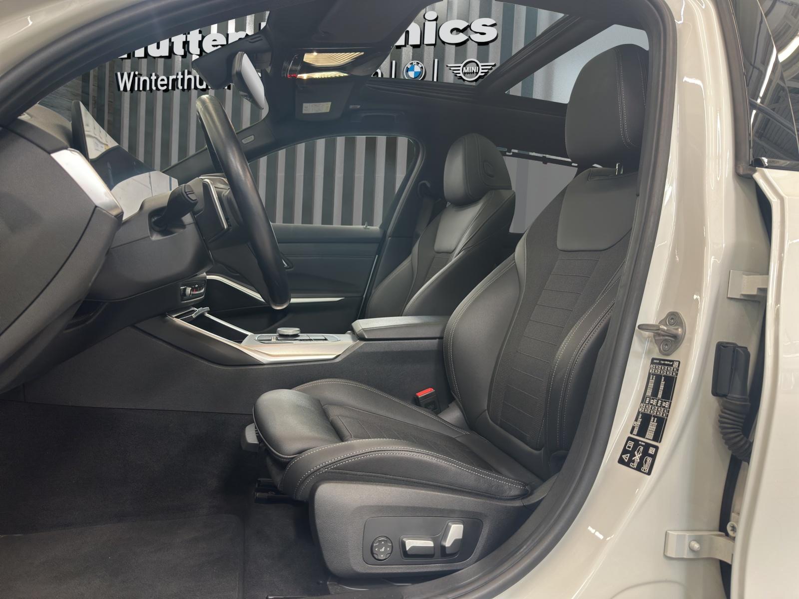 BMW 330d xDrive Touring INNOVATIONSPAKET-COMFORT PAKET-TRAVEL PAKET-image-16