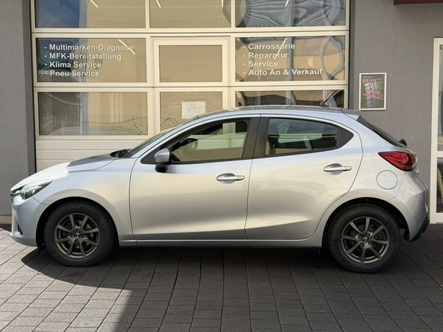 MAZDA 2 SKYACTIV-G 90 Ambition Plus-image-2