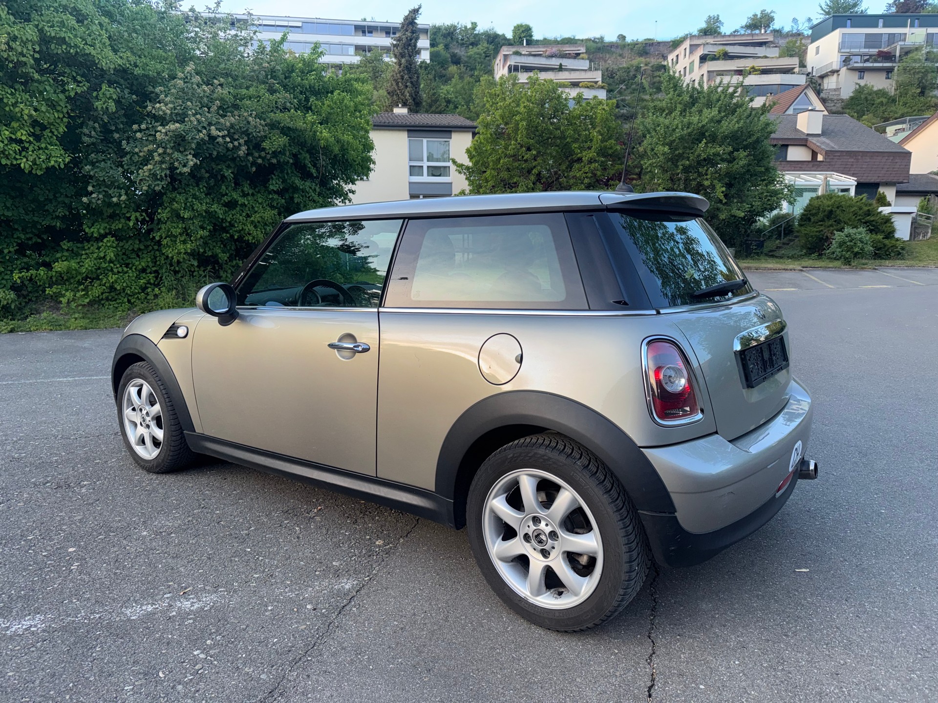 MINI Cooper-image-1