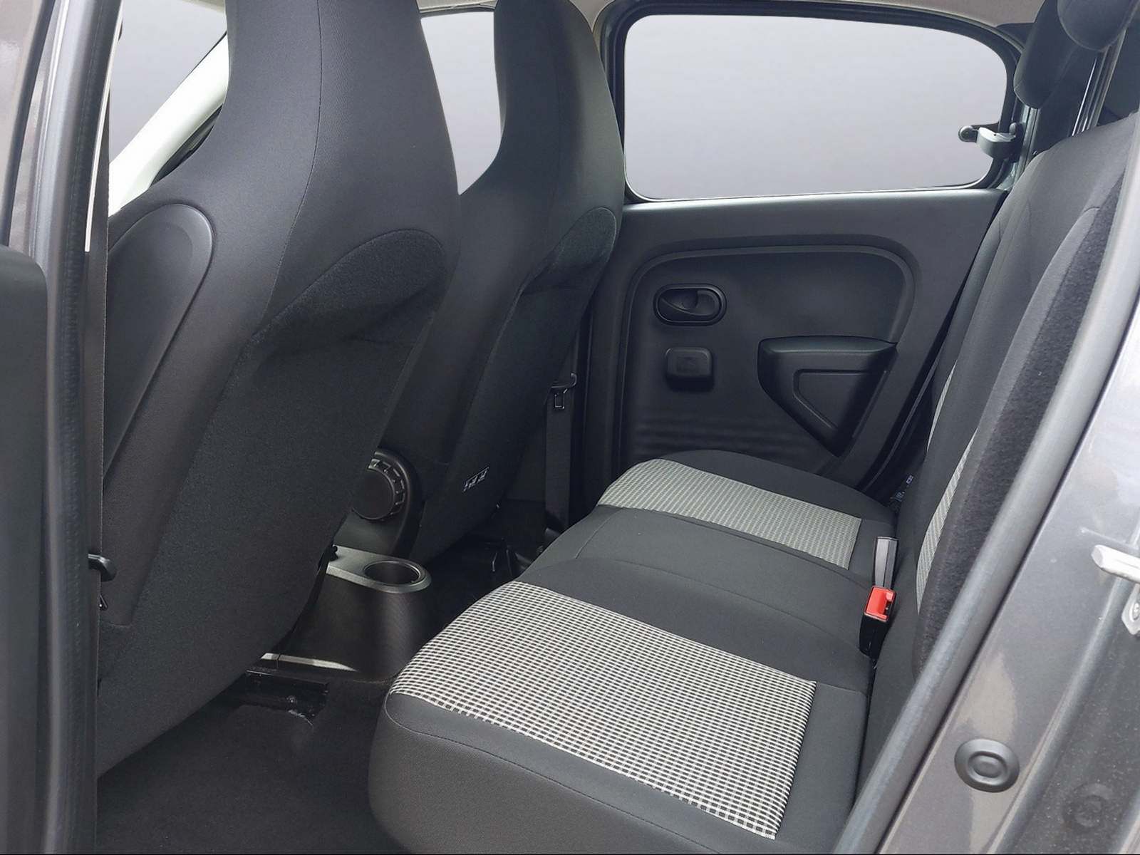 RENAULT Twingo 1.0 SCe 75 Life-image-6